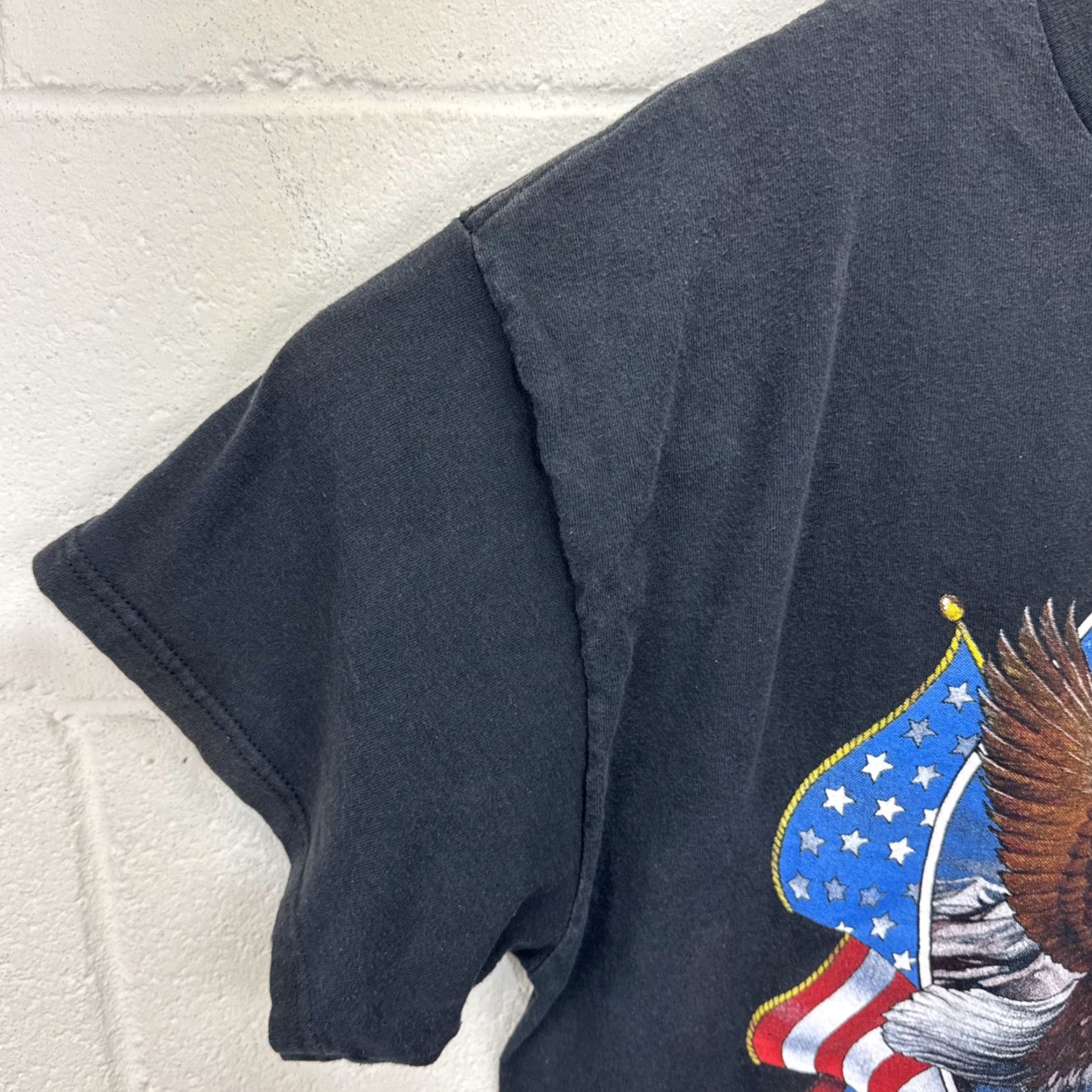 Born VINTAGE American Flag Eagle T-Shirt Men XL Short Sleeve Black 90s Patriotic Usa Size US XL / EU 56 / 4 - 5 Thumbnail
