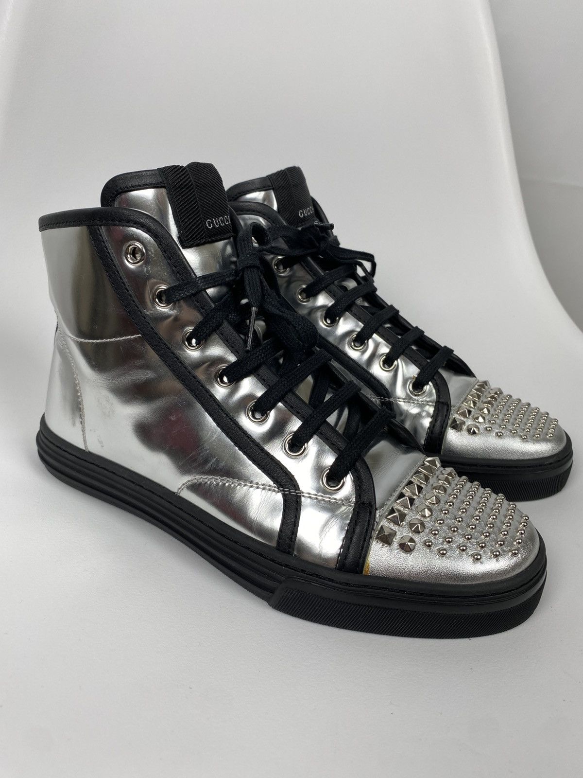 Gucci Gucci Metallic Leather Hi-Top Sneakers size 35.5 Size US 5.5 / IT 35.5 - 1 Thumbnail