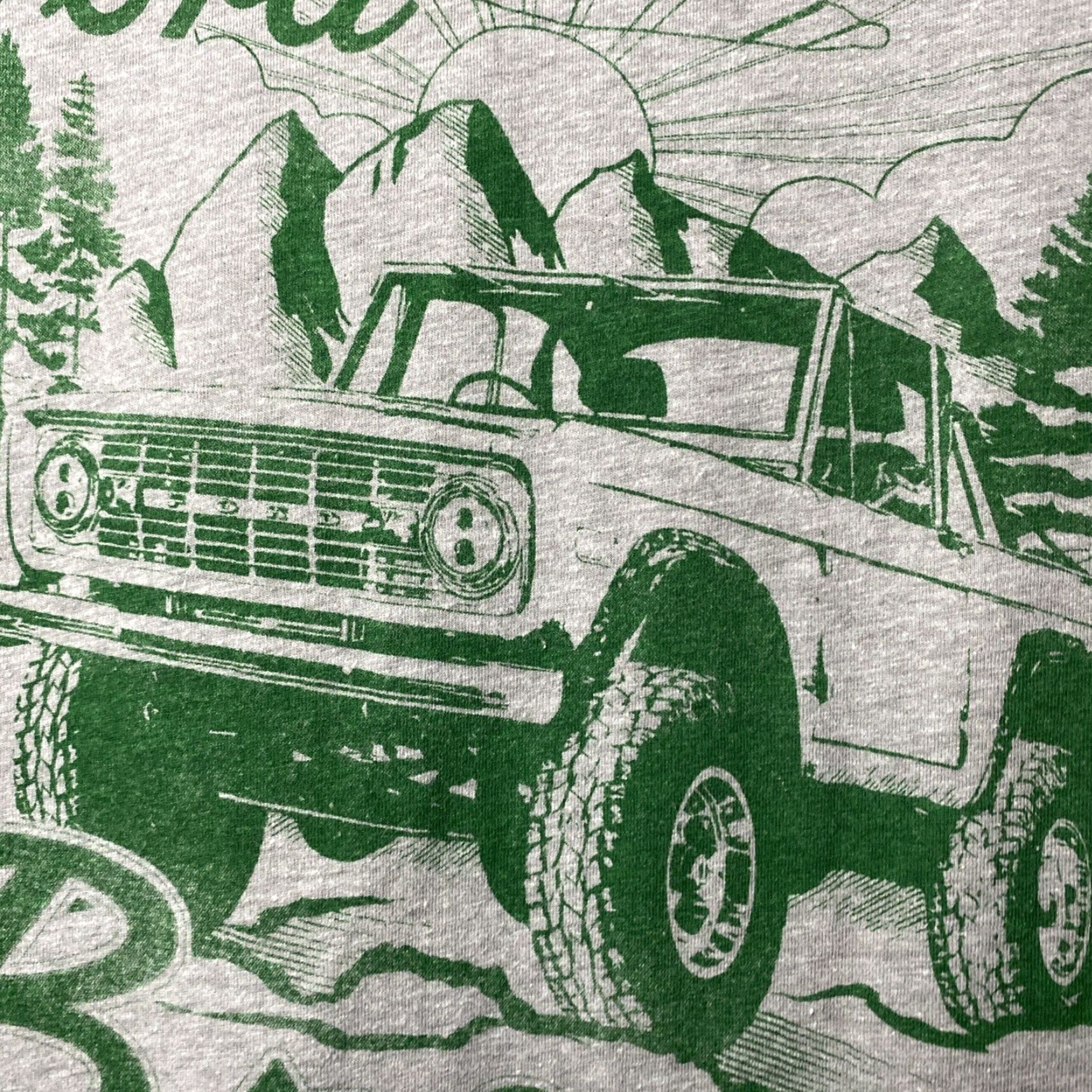 Ford Ford Bronco Shirt Mens Large Gray Green Graphic Tee Vintage Truck Off Road Style Size US L / EU 52-54 / 3 - 6 Thumbnail