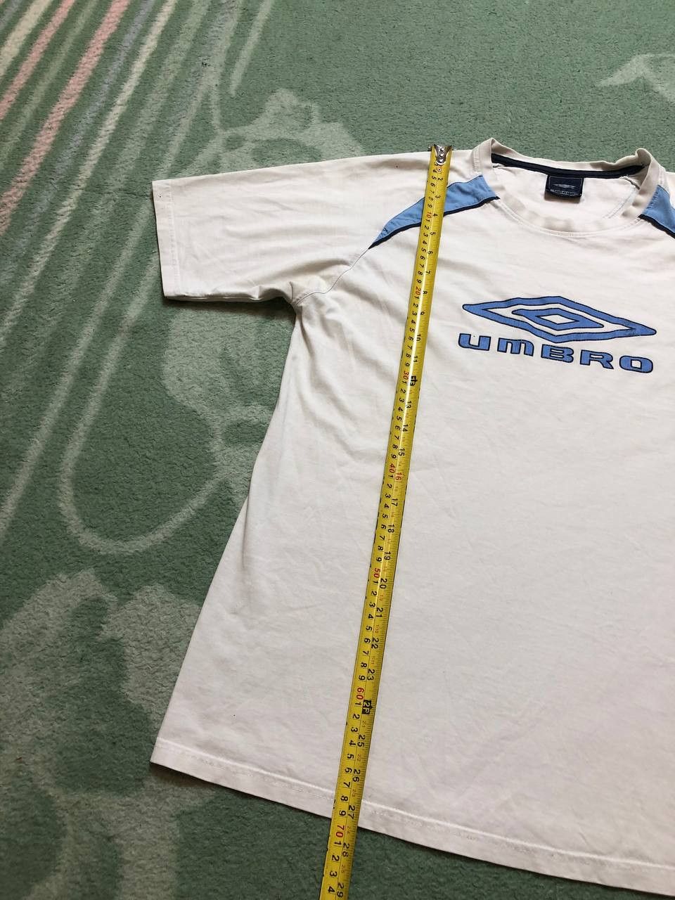 Umbro Vintage Umbro Big Y2K Logo Short Sleeve T-Shirt Size M Size US M / EU 48-50 / 2 - 12 Thumbnail