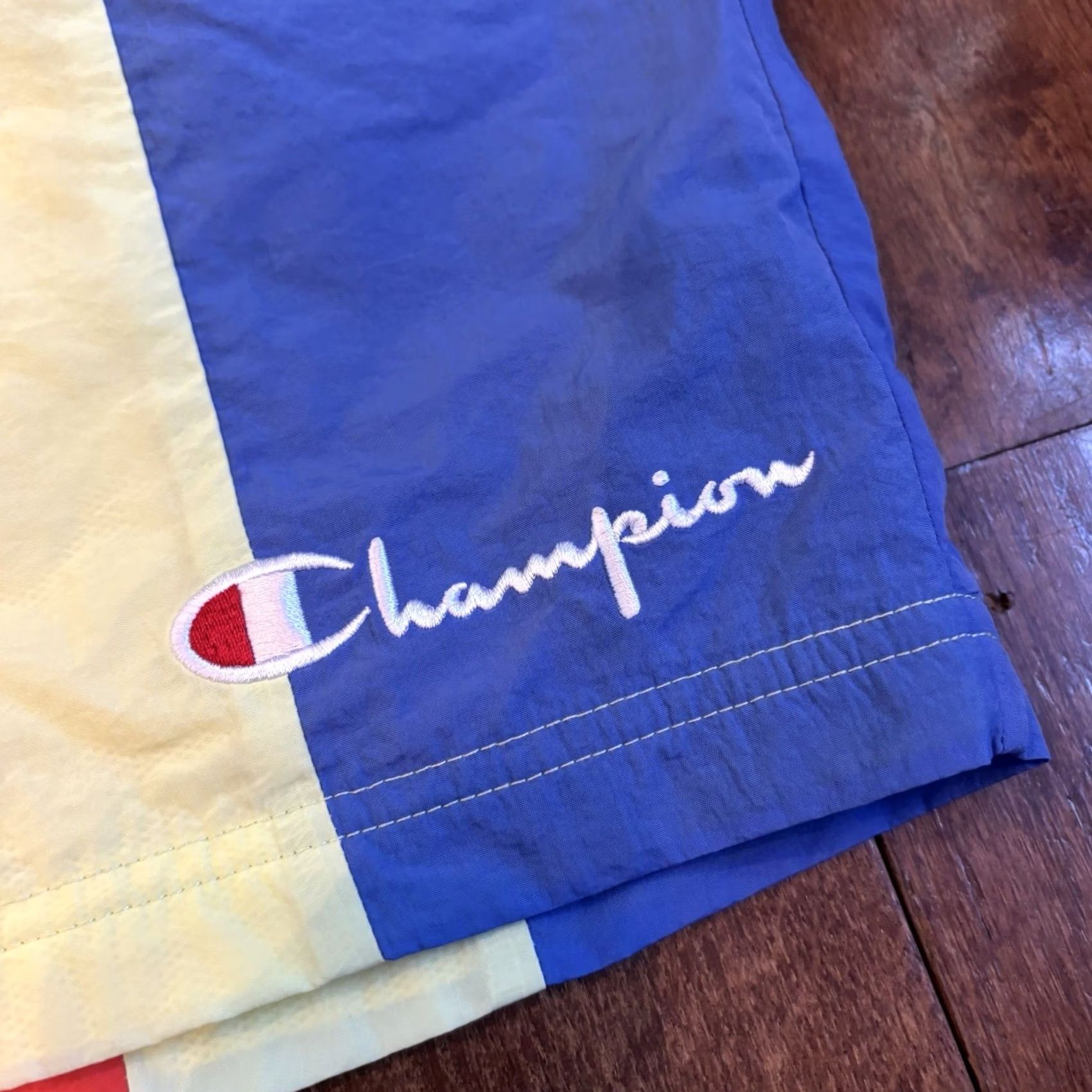 Champion Champion Nylon Warm Up Shorts Yellow Red Multicolor 6” Vertical Stripe 2XL Mens Size US 39 - 4 Thumbnail