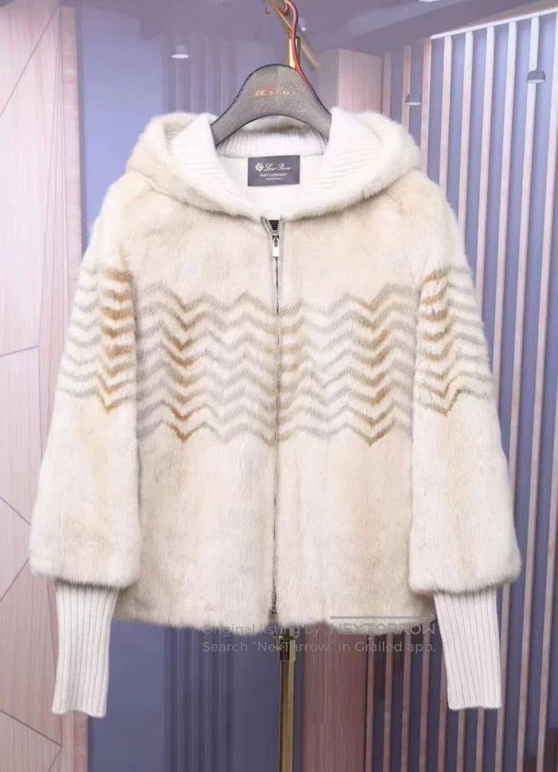 Loro Piana Loro Piana Mink Fur Hooded Jacket. Size US S / EU 44-46 / 1 - 1 Thumbnail
