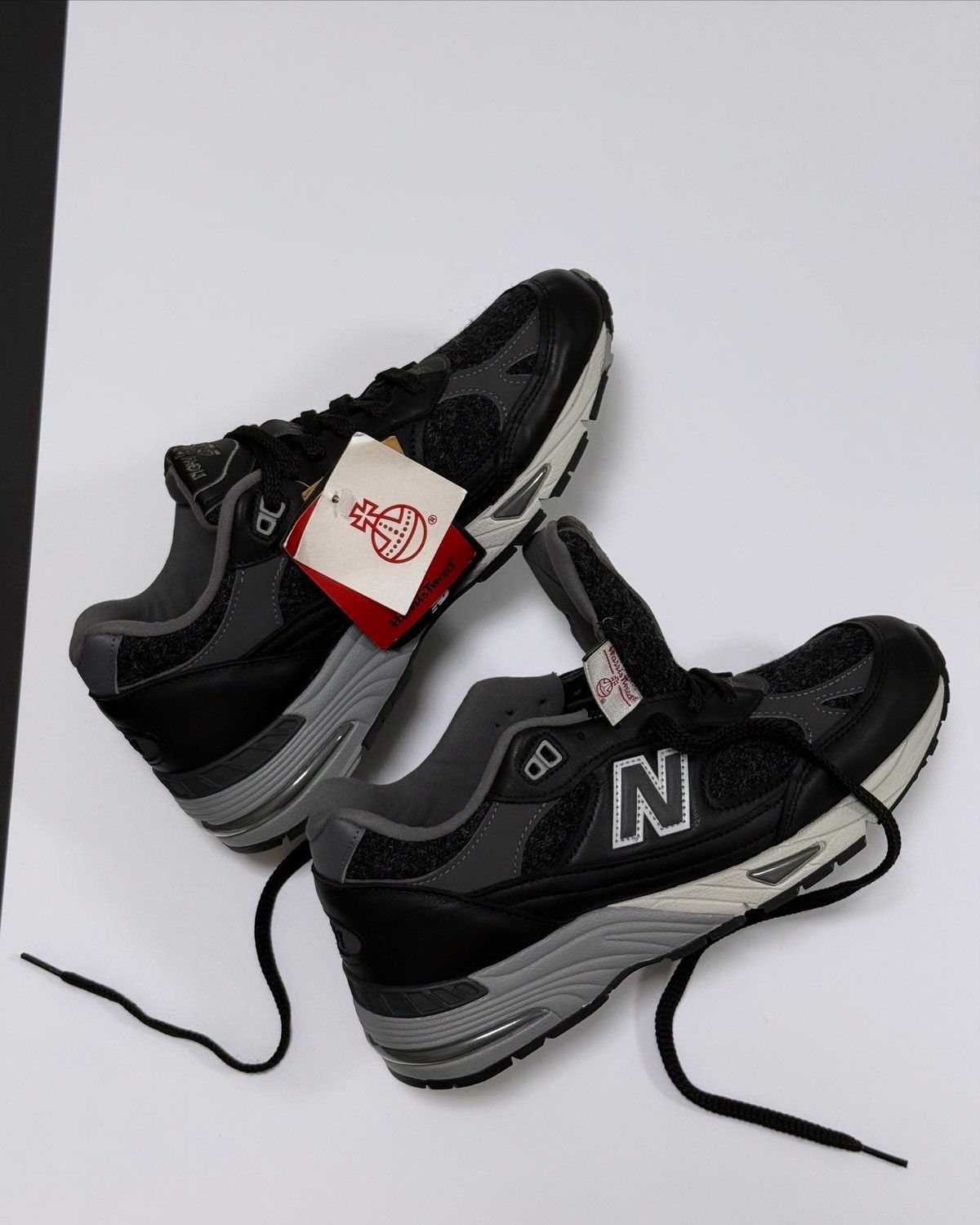 Harris Tweed × New Balance New Balance 991 X Harris Tweed Trainers , Beige Size US 9 / EU 42 - 8 Thumbnail