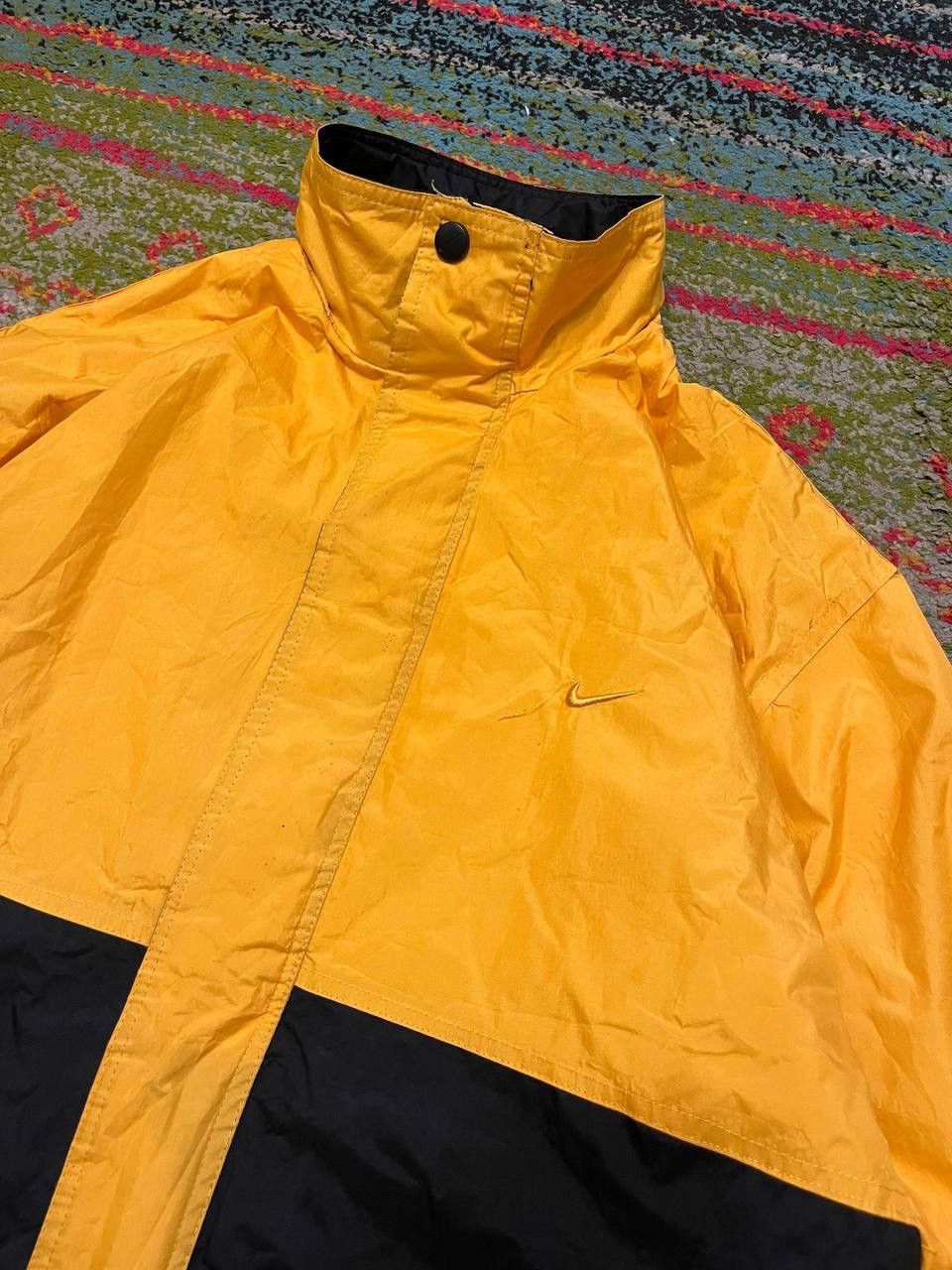 Nike Vintage Nike Swoosh Reversible Nylon Jacket Y2K L Size US L / EU 52-54 / 3 - 10 Thumbnail