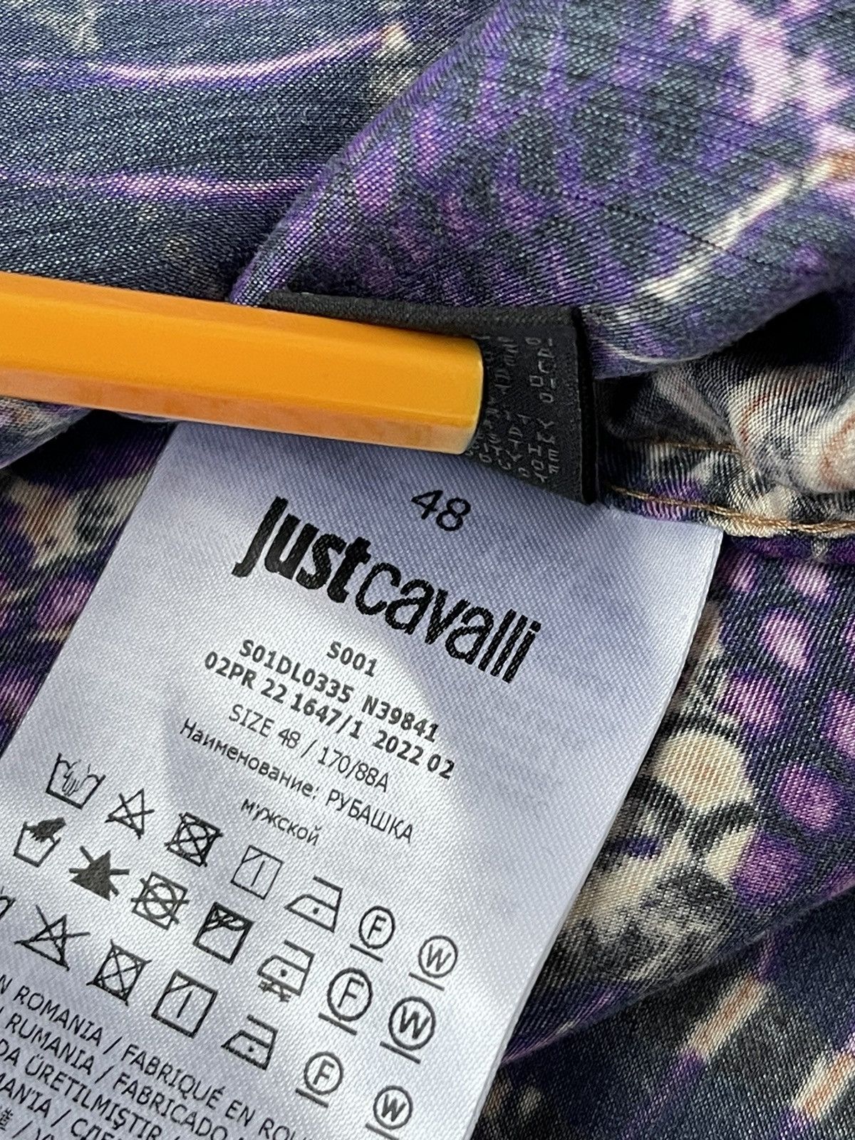 Just Cavalli !DS! FW22 Just Cavalli Animal Print Purple Pattern Shirt Size XL / US 12-14 / IT 48-50 - 21 Thumbnail