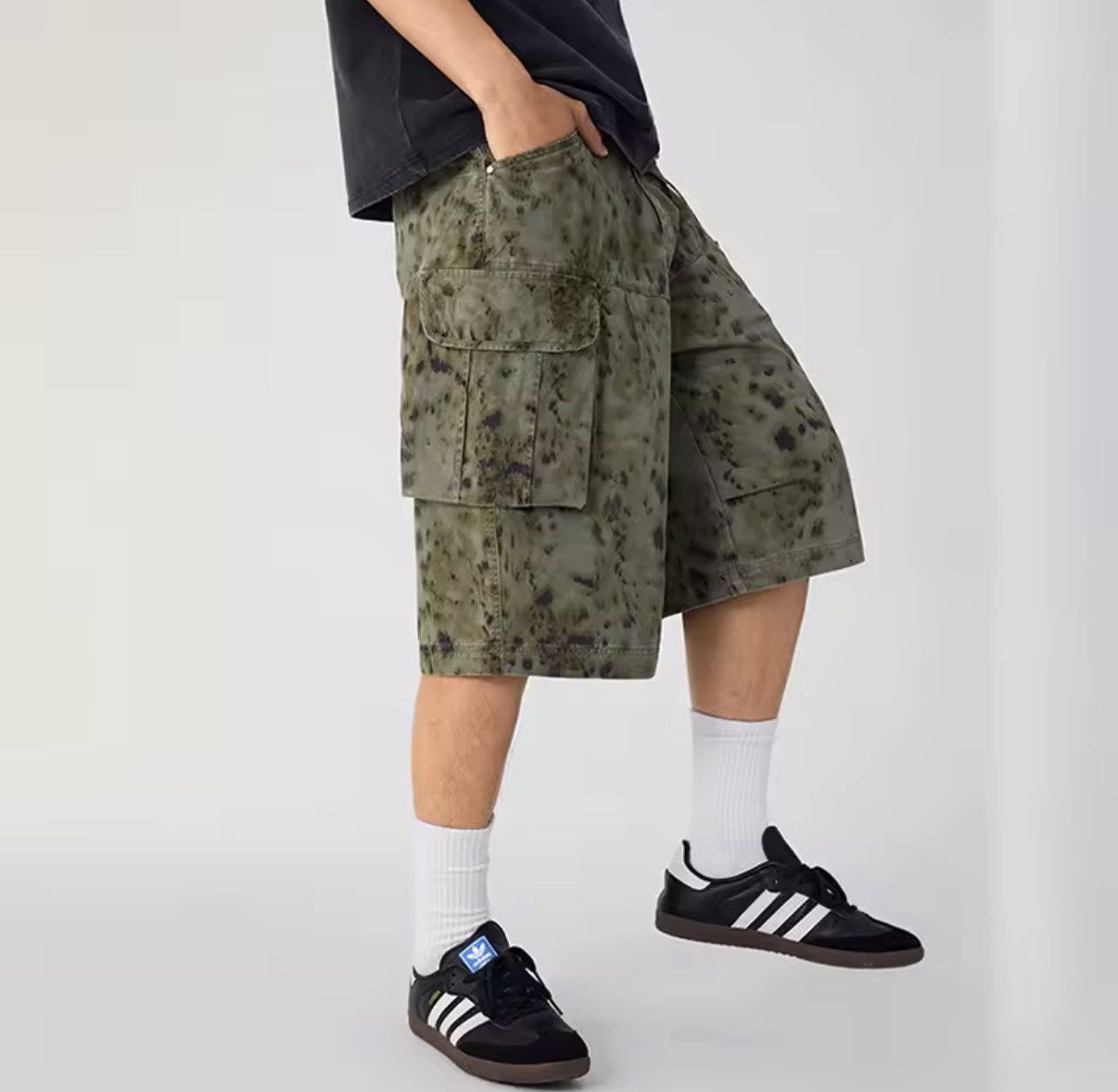 Other Animal Print Olive Green Cargo Shorts Y2K Size US 33 - 5 Thumbnail