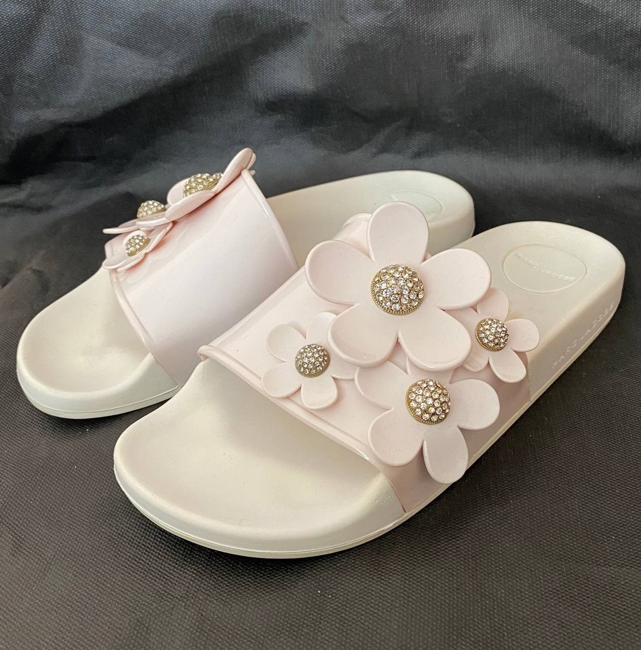 Marc Jacobs Marc Jacobs Daisy Pave Aqua Slide Size 38 Size US 8 / IT 38 - 3 Thumbnail