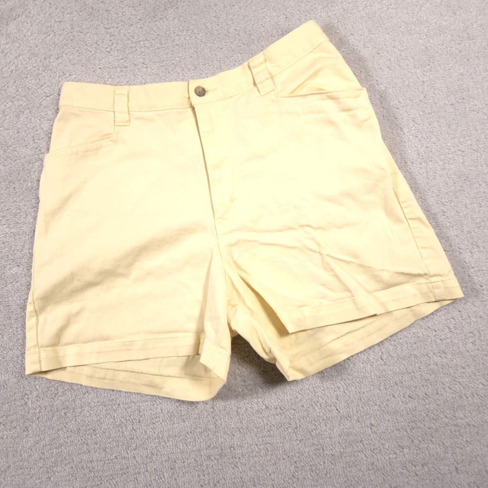 Lee VINTAGE? Lee Casuals Shorts Womens 12 Yellow Stretch Cotton Zip Fly Front Pockets Summer Size 34" / US 12 / IT 48 - 2 Thumbnail