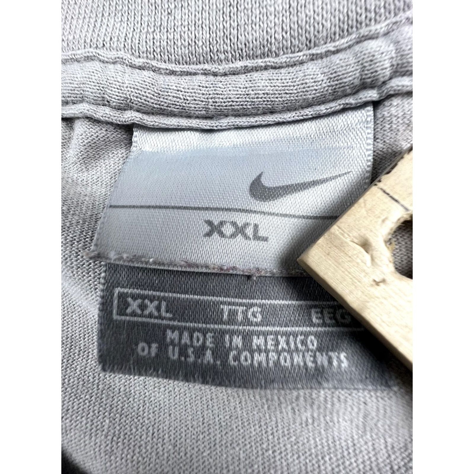 Nike Nike Shirt Mens 2XL Gray Crew Neck Cotton Graphic Tee Swoosh Logo Sports Top Size US XXL / EU 58 / 5 - 3 Thumbnail