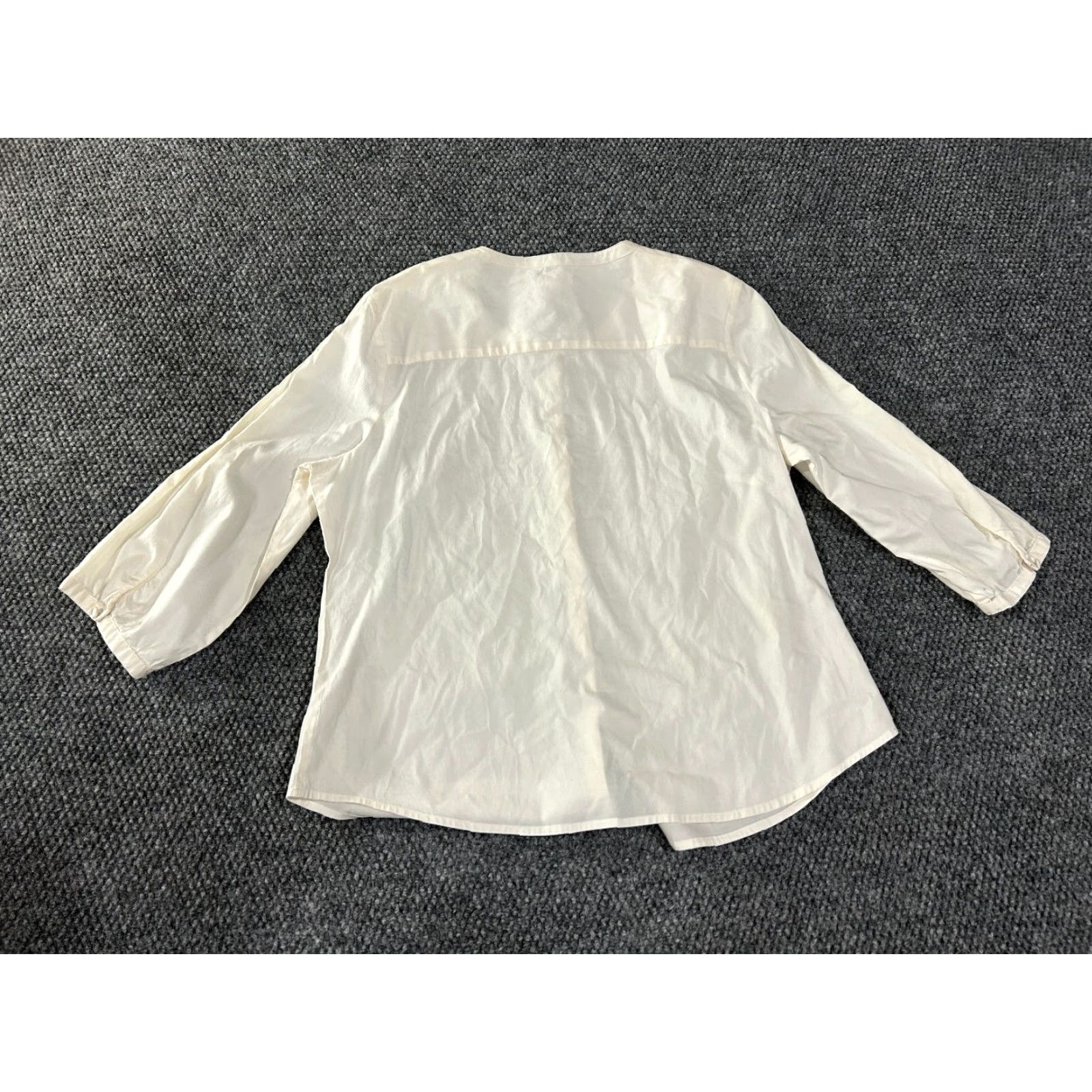 Vintage Chico's Blouse Women 2 White Sheer Embroidered Long Sleeve Round Neck Casual Cotton Button Size XS / US 0-2 / IT 36-38 - 7 Thumbnail