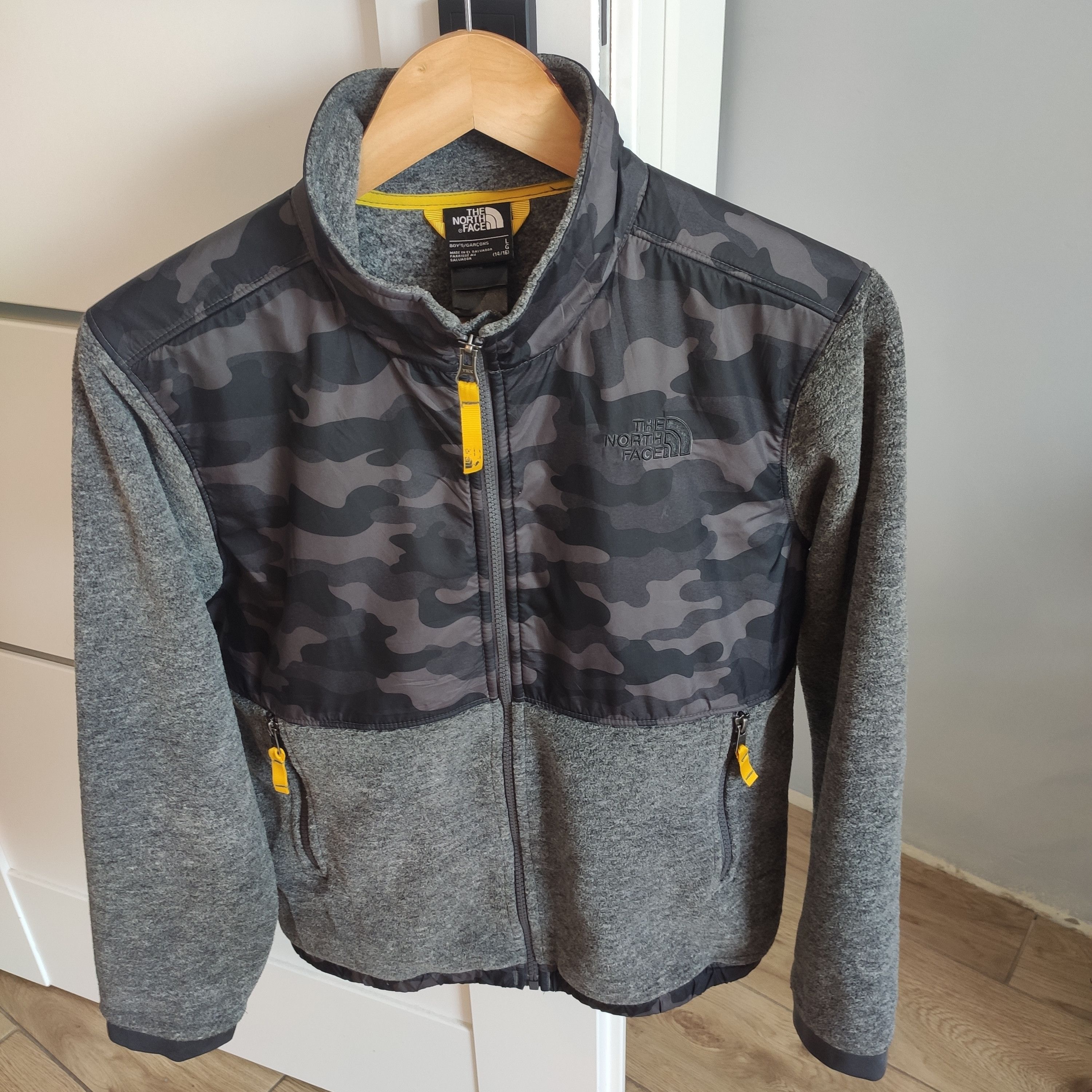 The North Face Boys Gray Fleece Zip Up Jacket