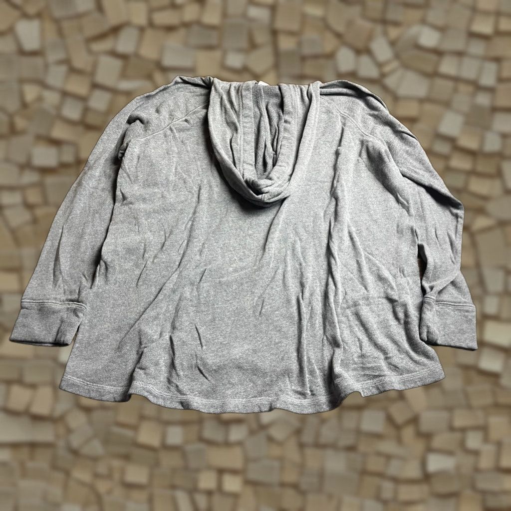 Old Navy Old Navy Hoodie Women Small Gray Activewear Pullover Sweatshirt Size S / US 4 / IT 40 - 1 Thumbnail