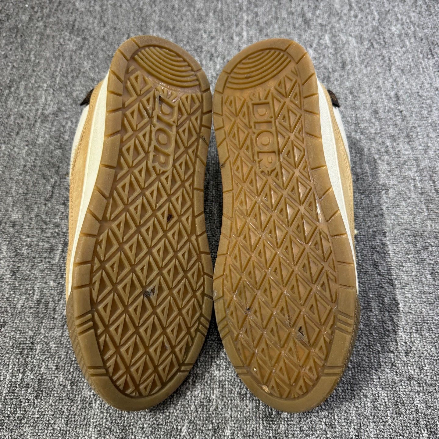 Dior Dior x TS B713 Bread Sneakers 40 Size US 7 / EU 40 - 4 Thumbnail