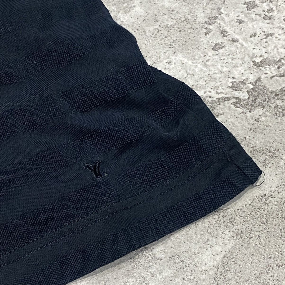 Louis Vuitton Louis Vuitton Navy Long Sleeve T Shirt Size US S / EU 44-46 / 1 - 6 Thumbnail