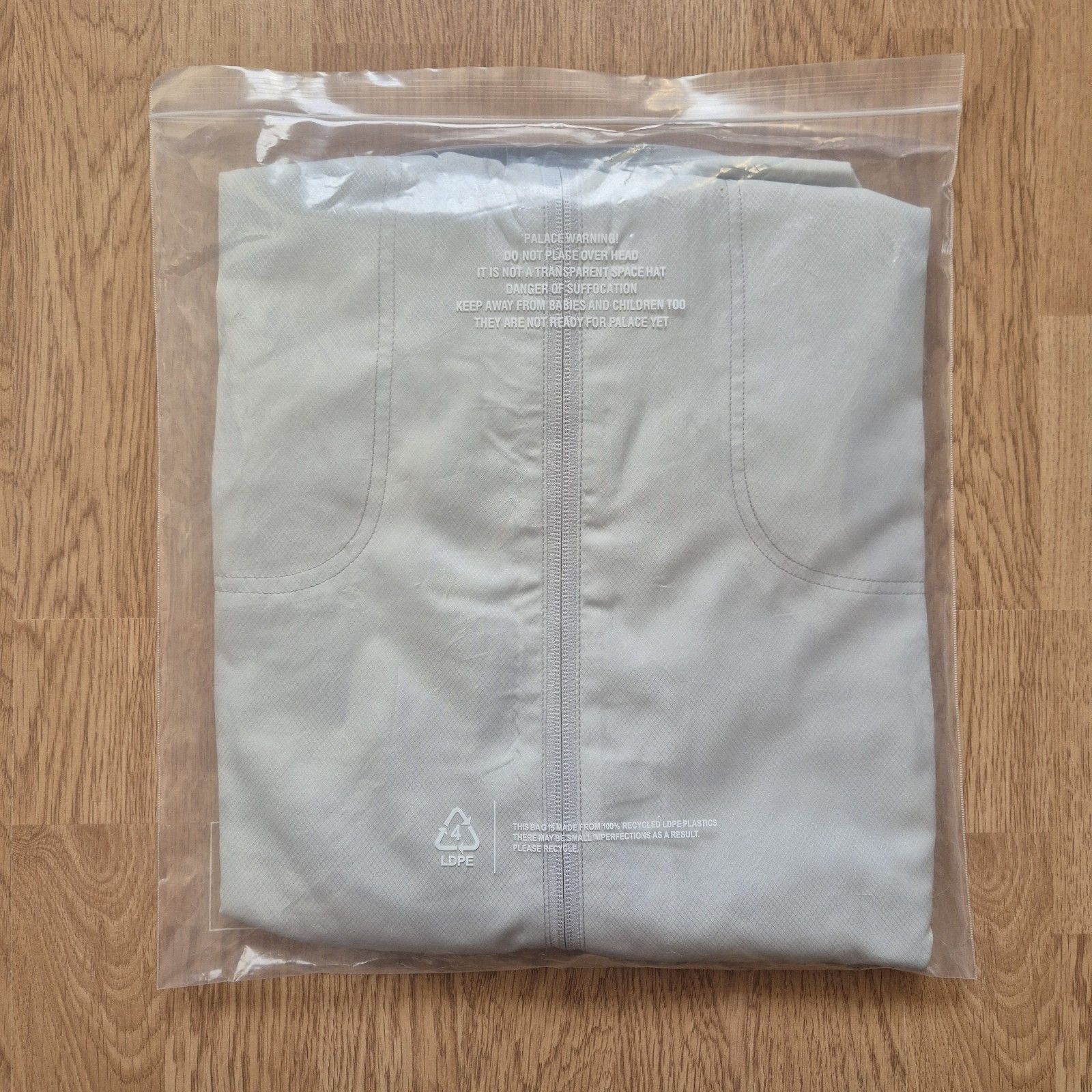 Palace Palace Run-It Vest Arctic Grey XL Brand New With Tags SS24 Size US XL / EU 56 / 4 - 10 Thumbnail