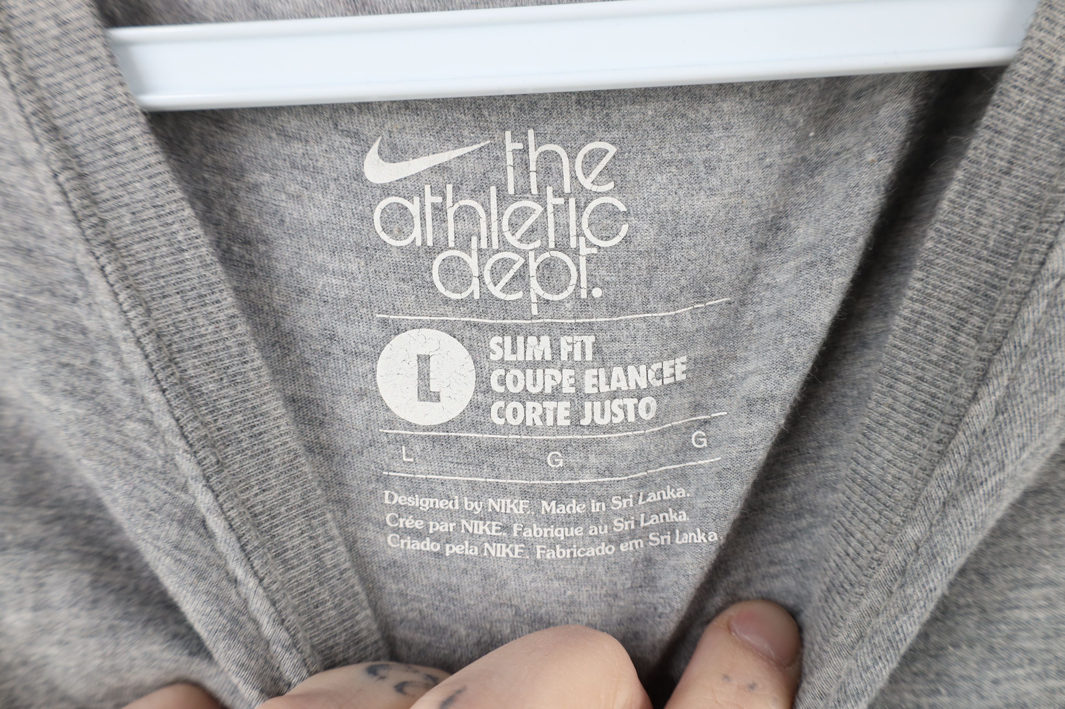 Nike × Vintage Vintage Nike Netherlands For It Short Sleeve T-Shirt Gray Size L / US 10 / IT 46 - 9 Thumbnail