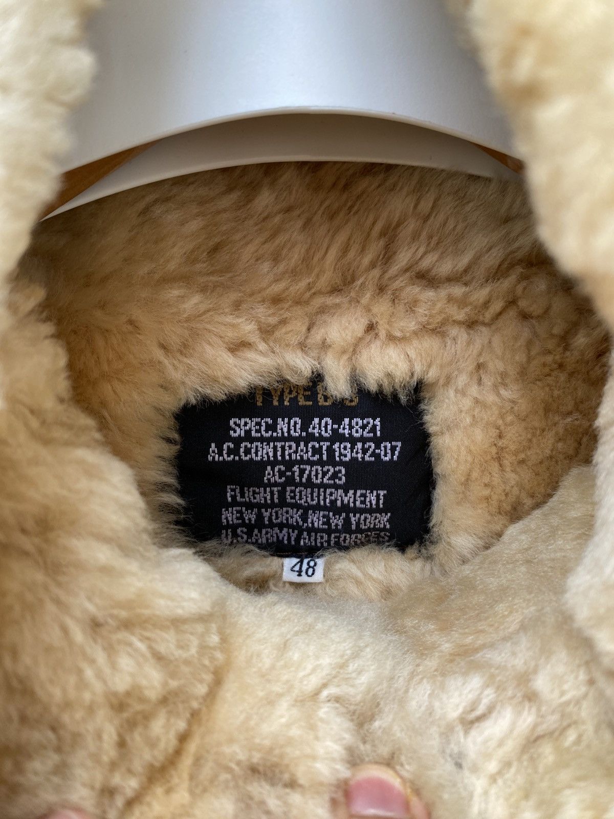 Avirex vintage b3 flight jacket sheepskin Size US M / EU 48-50 / 2 - 8 Thumbnail