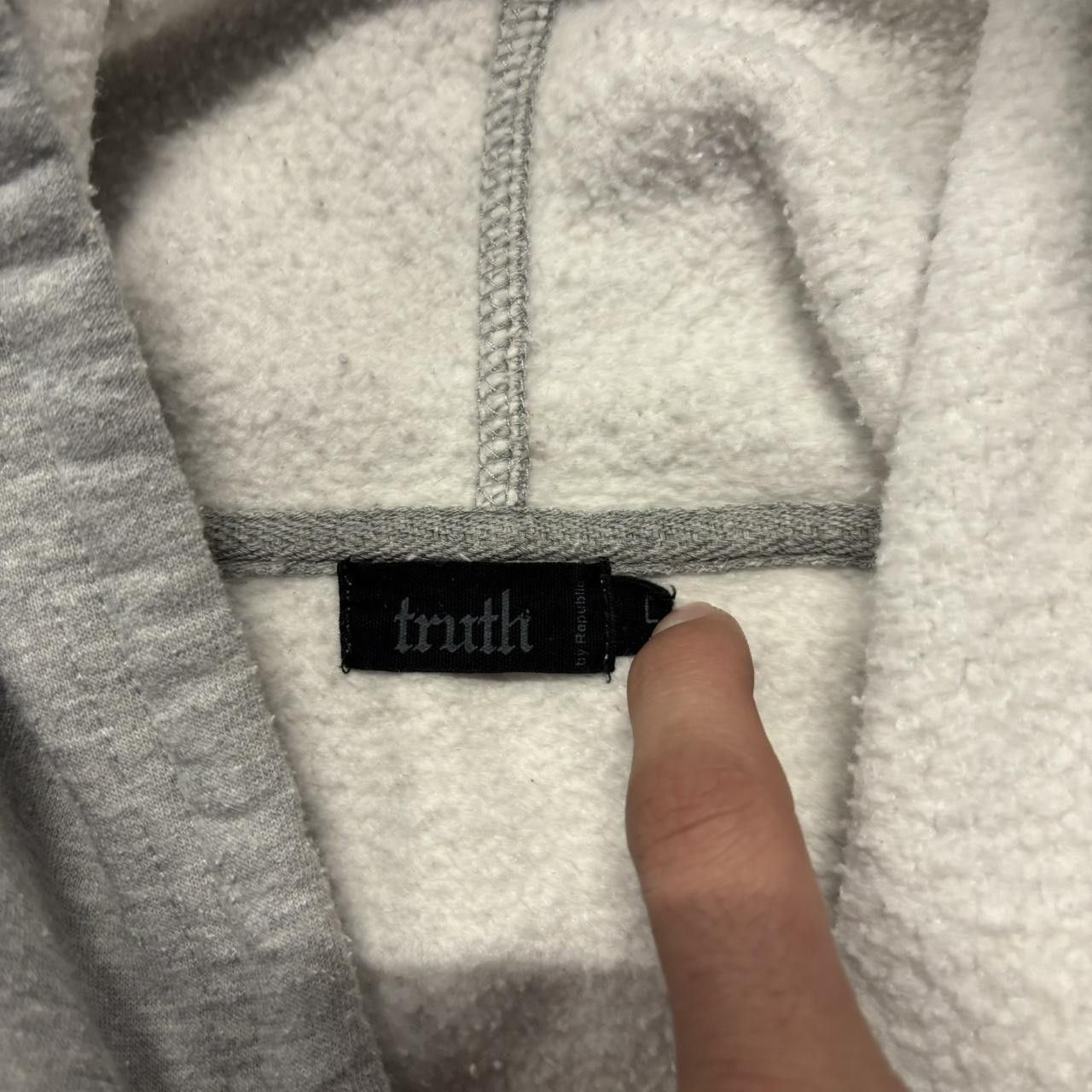 Japanese Brand × Vintage Crazy Vintage Y2K/2000s Light Grey Blank Streetwear Essential Hoodie! Size US L / EU 52-54 / 3 - 5 Thumbnail
