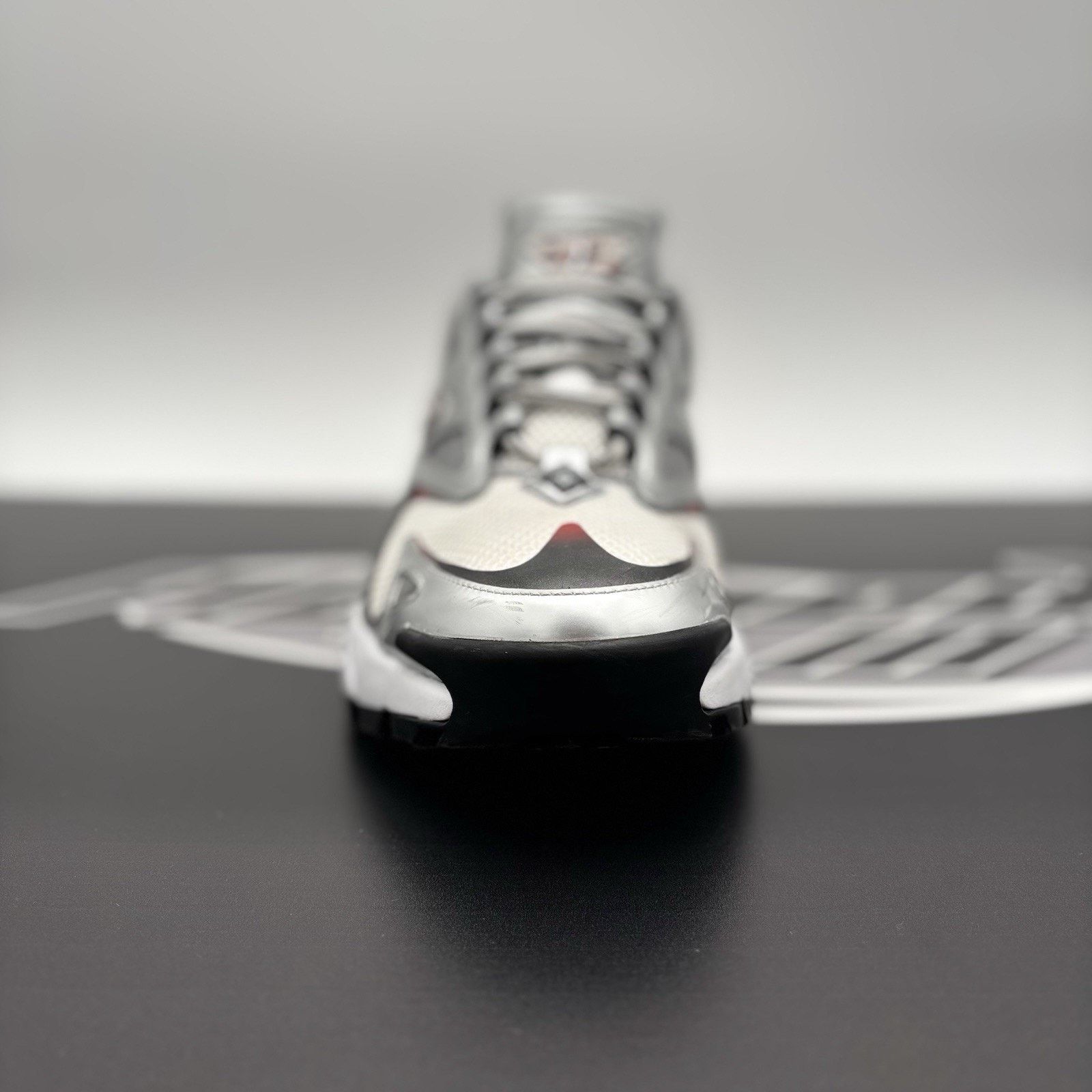 Louis Vuitton Louis Vuitton Tactic Runner ' Red Grey ' | GREAT COND! Size US 10 / EU 43 - 6 Thumbnail