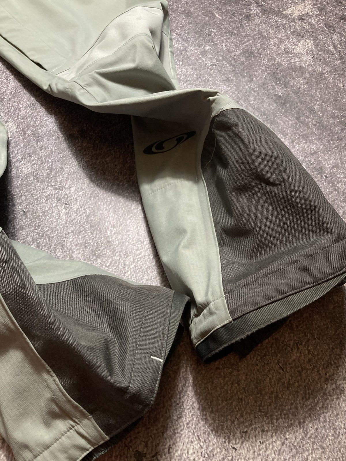 Salomon Vintage Salomon Techwear Ski Pants Clima Pro Storm Grey Size US 32 / EU 48 - 3 Thumbnail