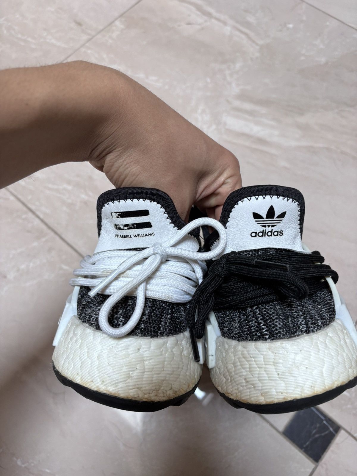 Adidas × Pharrell Pharrell Human Race Cloud x Moon Size US 10.5 / EU 43-44 - 5 Thumbnail