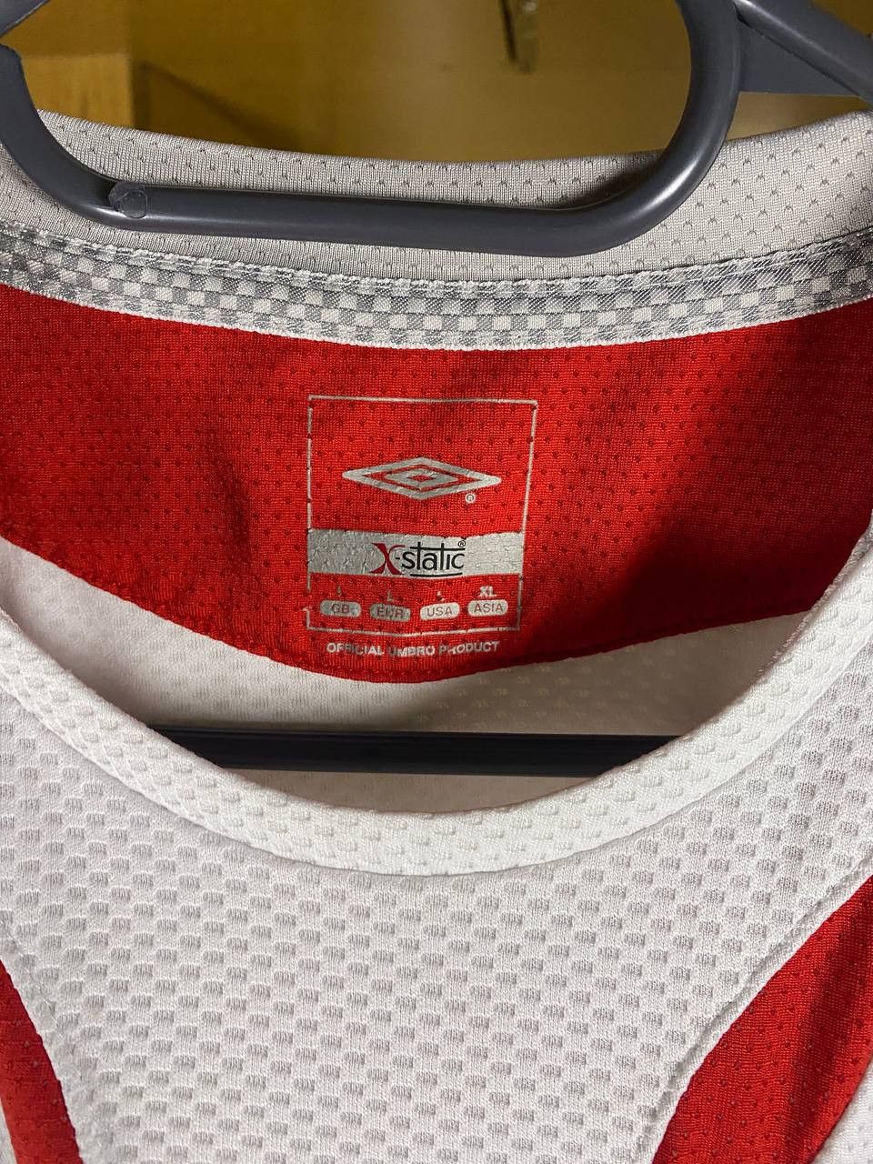 Umbro × Vintage 🏴 England National Team Home Jersey White / Red Trim Size US L / EU 52-54 / 3 - 3 Thumbnail