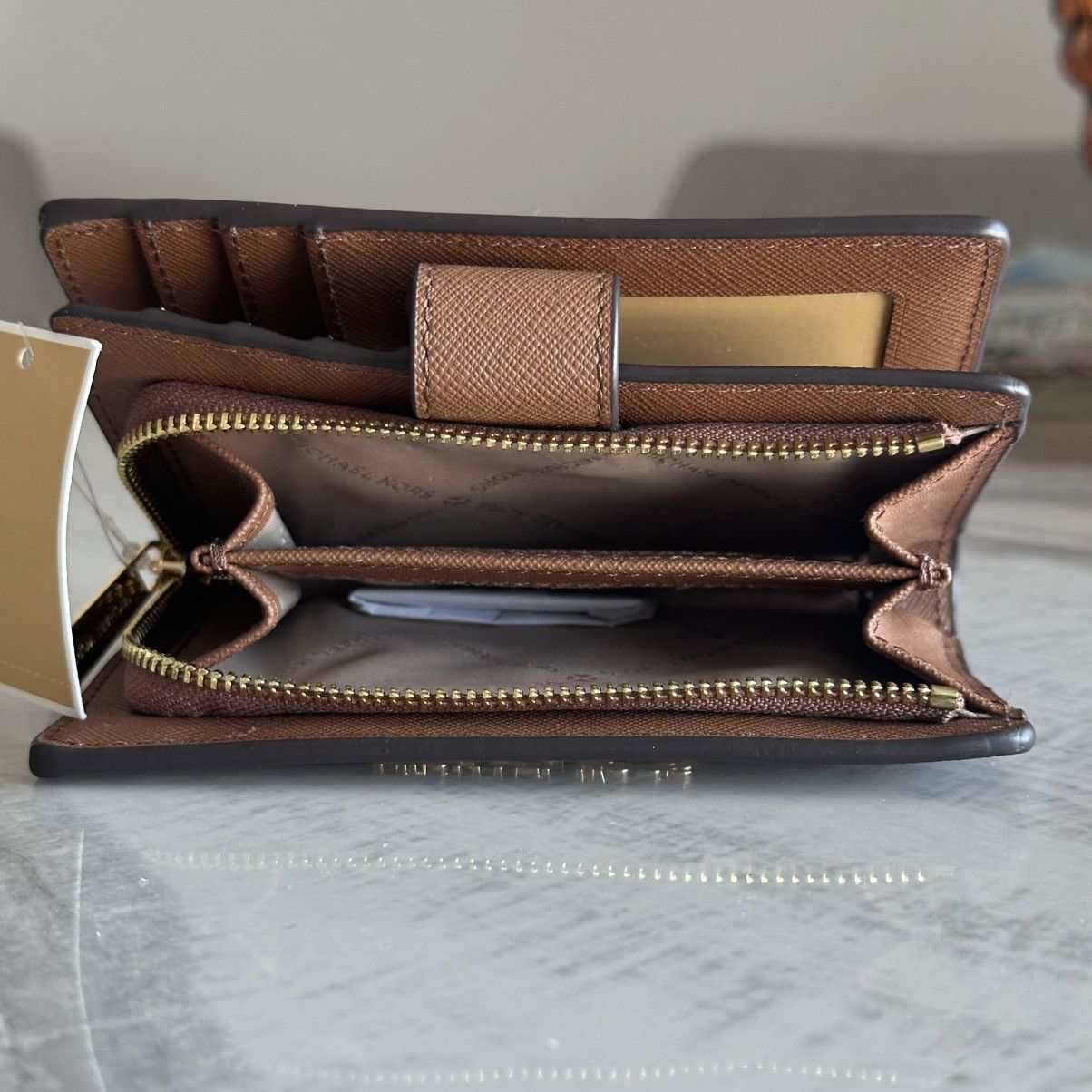 Michael Kors Michael Kors Medium Crossgrain Brown Leather Wallet Size ONE SIZE - 5 Thumbnail