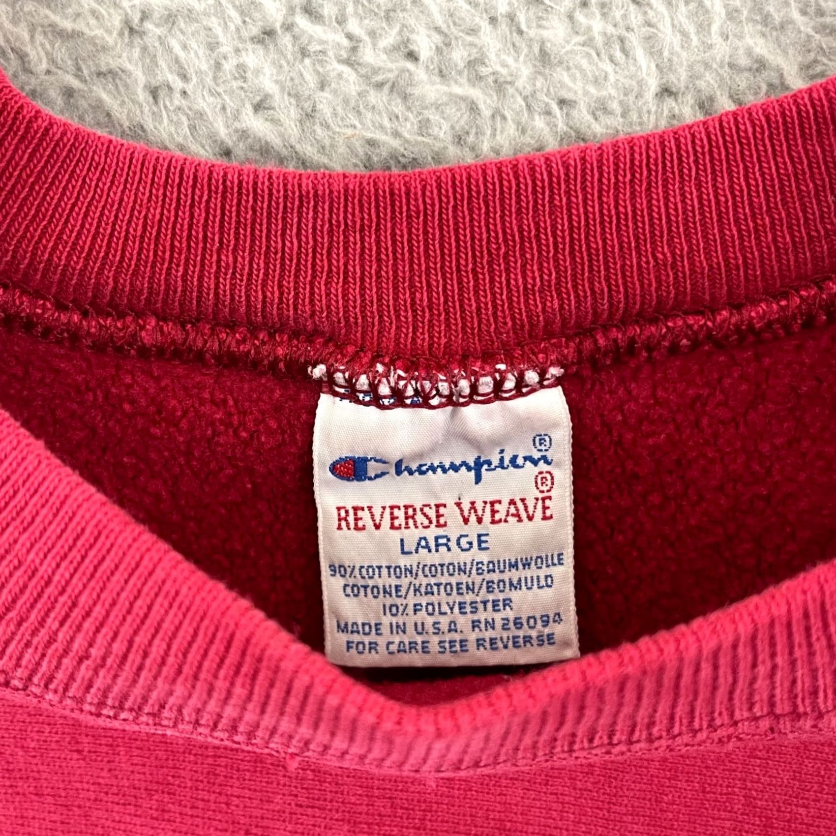 Champion VINTAGE Champion Reverse Weave Sweatshirt Men Adult L Shippensburg University 90s USA Red Cotton Blend Logo 80s 90s Designer USA Size US L / EU 52-54 / 3 - 5 Thumbnail