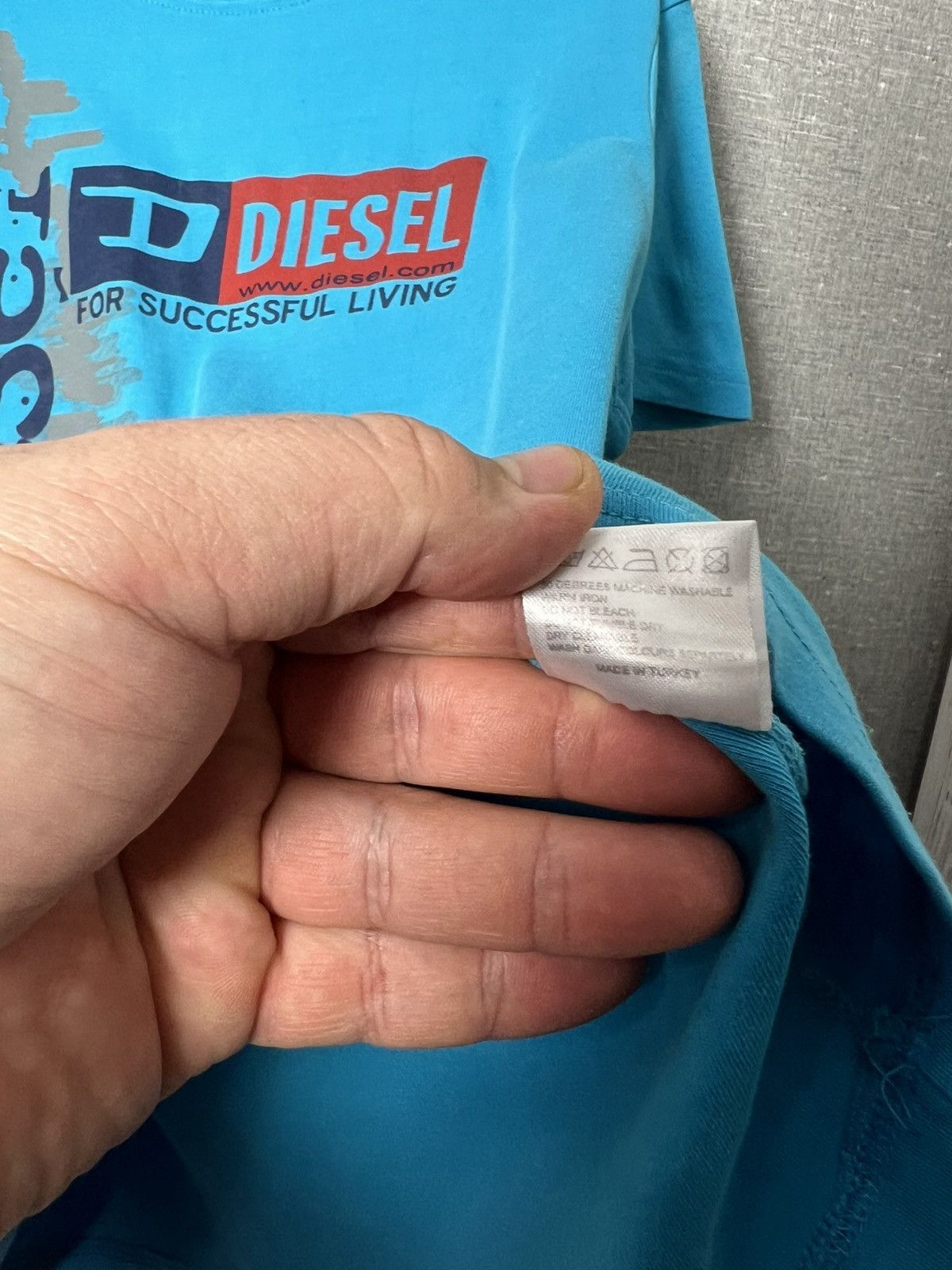 Diesel Rare Vintage Diesel Big Logo Tee Men’s T-Shirt Size S-M Size US M / EU 48-50 / 2 - 11 Thumbnail