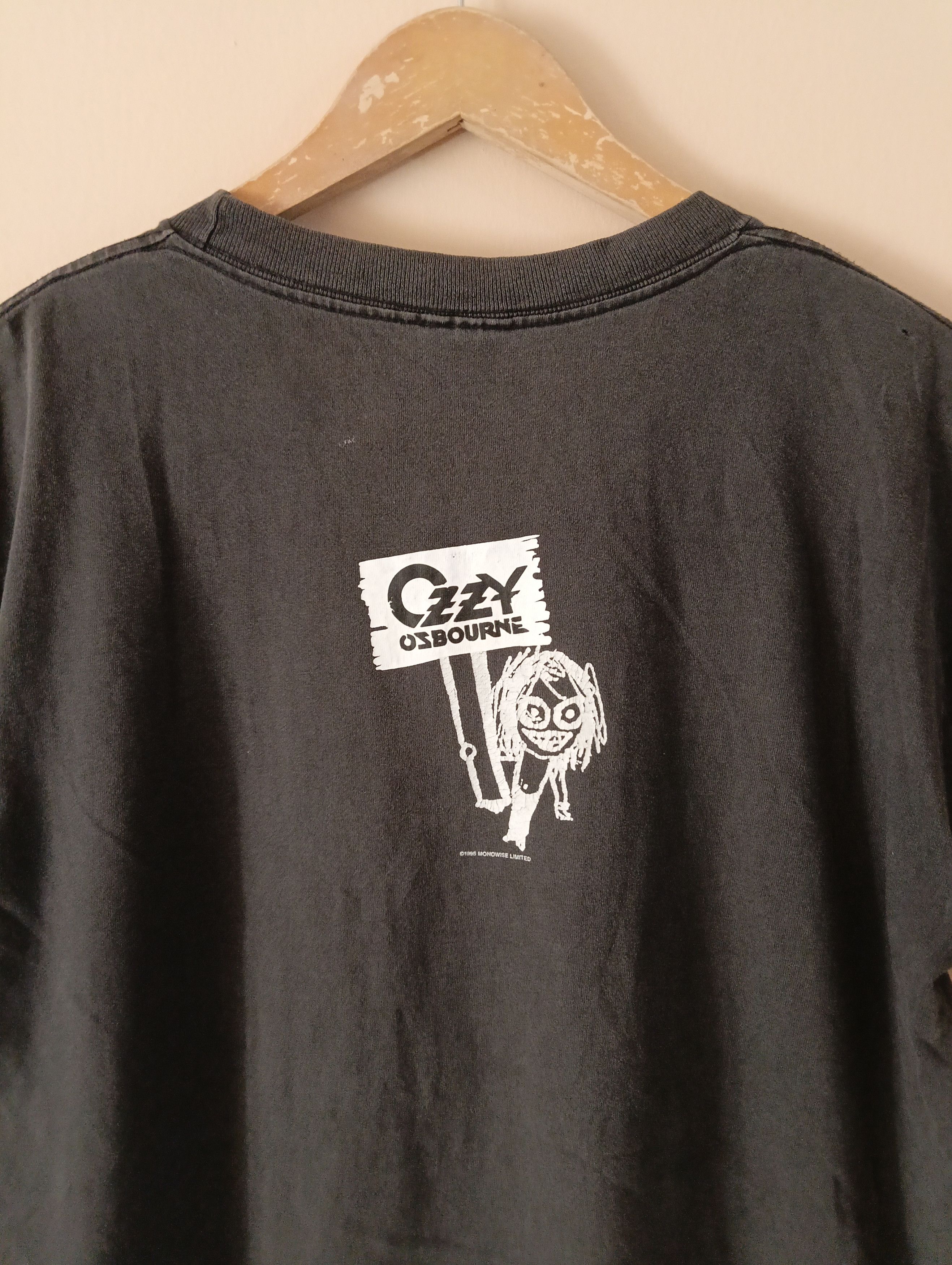 Ozzy Osbourne Vintage Ozzy Osbourne Size US L / EU 52-54 / 3 - 6 Thumbnail