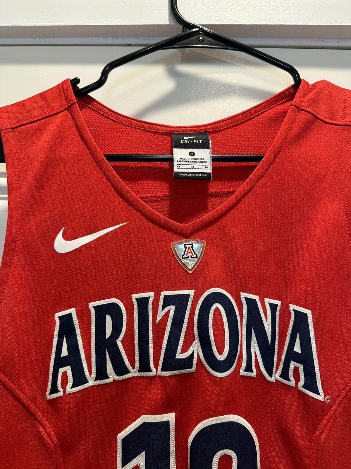 Arizona Jean Co. × NCAA × Nike Nike Arizona Wildcats Basketball Jersey (Red) (Medium) Size US M / EU 48-50 / 2 - 3 Thumbnail