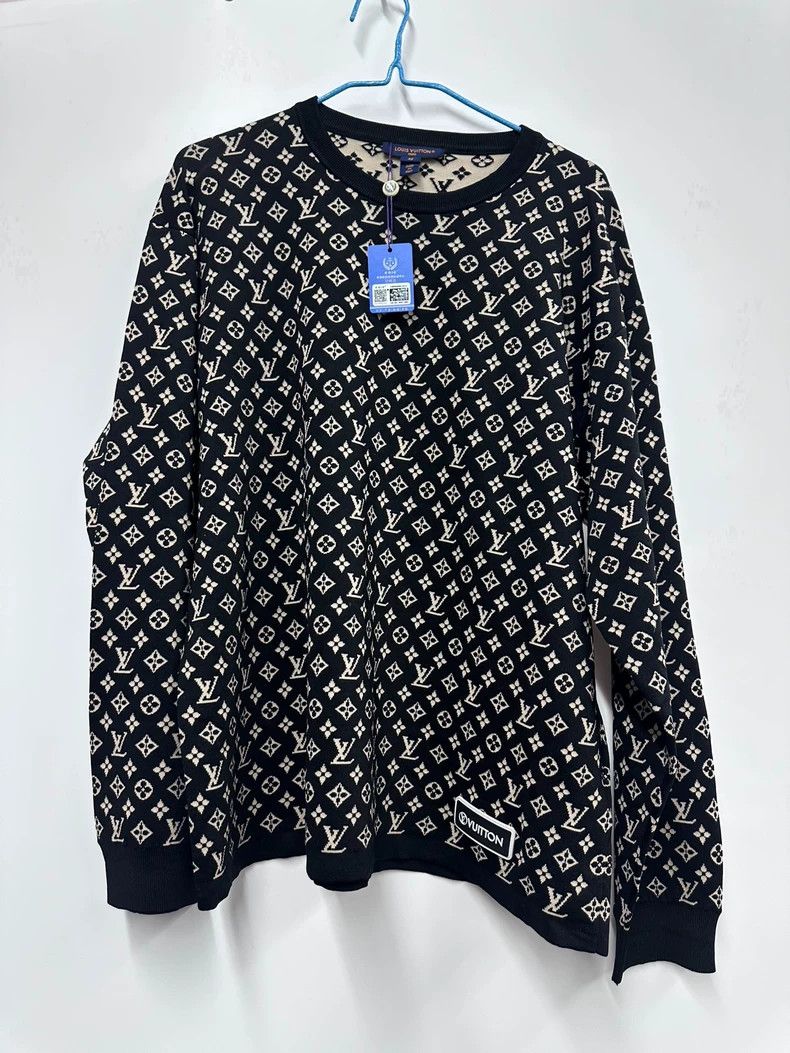 Louis Vuitton Louis Vuitton Full print long sleeve 2501-Nextarrow Size US XS / EU 42 / 0 - 1 Thumbnail