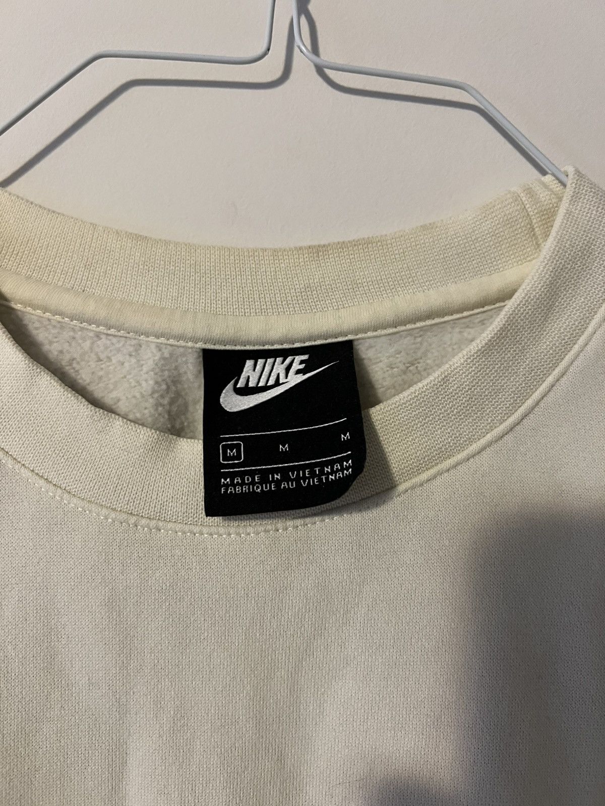 Nike Nike Crewneck Sweater (Cream) Size US M / EU 48-50 / 2 - 2 Thumbnail