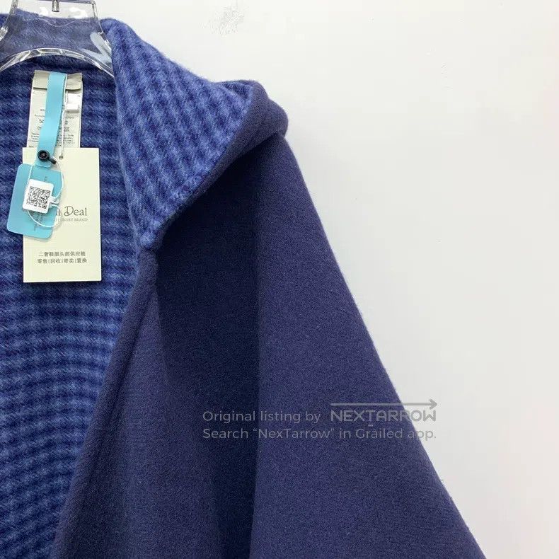 Fendi Fendi size 123*132cm Blue Letter Printed Plaid Hooded Wool Size M / US 6-8 / IT 42-44 - 3 Thumbnail