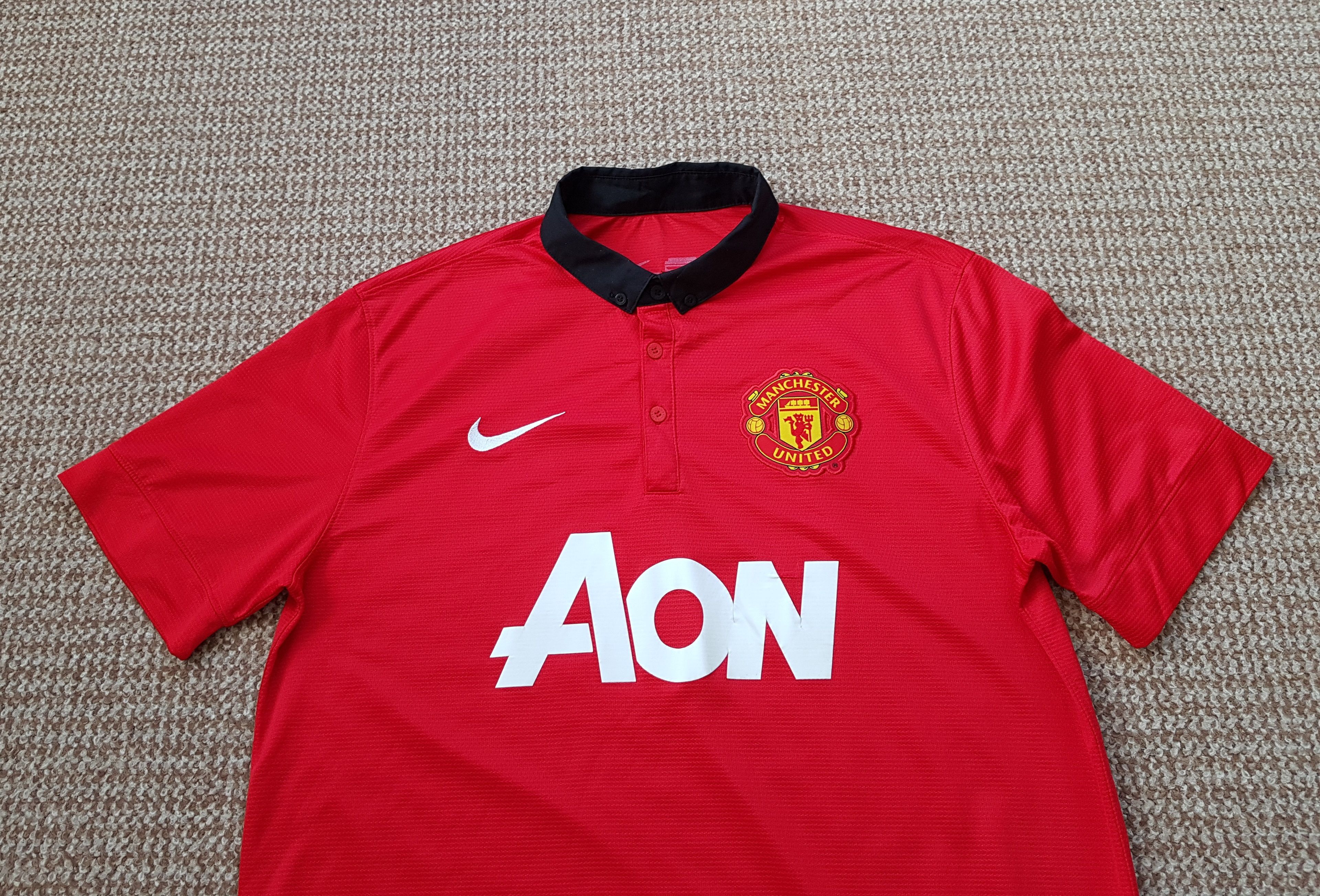 Nike MANCHESTER UNITED 2013-14 NIKE HOME JERSEY SHIRT SOCCER sz L Size US L / EU 52-54 / 3 - 6 Thumbnail