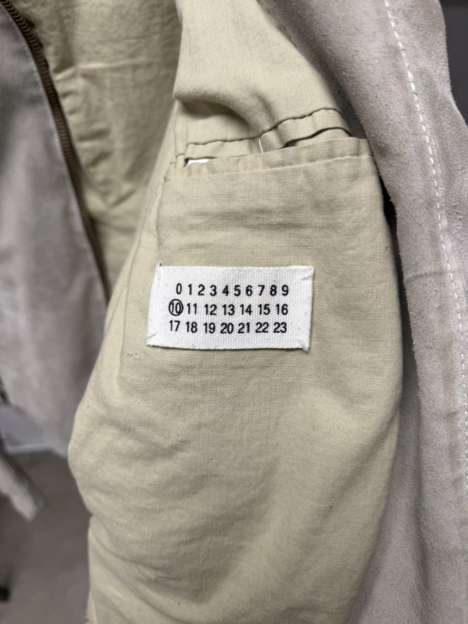 Maison Margiela SS2002 Maison Martin Margiela ‘5-Zip’ Suede Bomber Jacket Size US XL / EU 56 / 4 - 4 Thumbnail