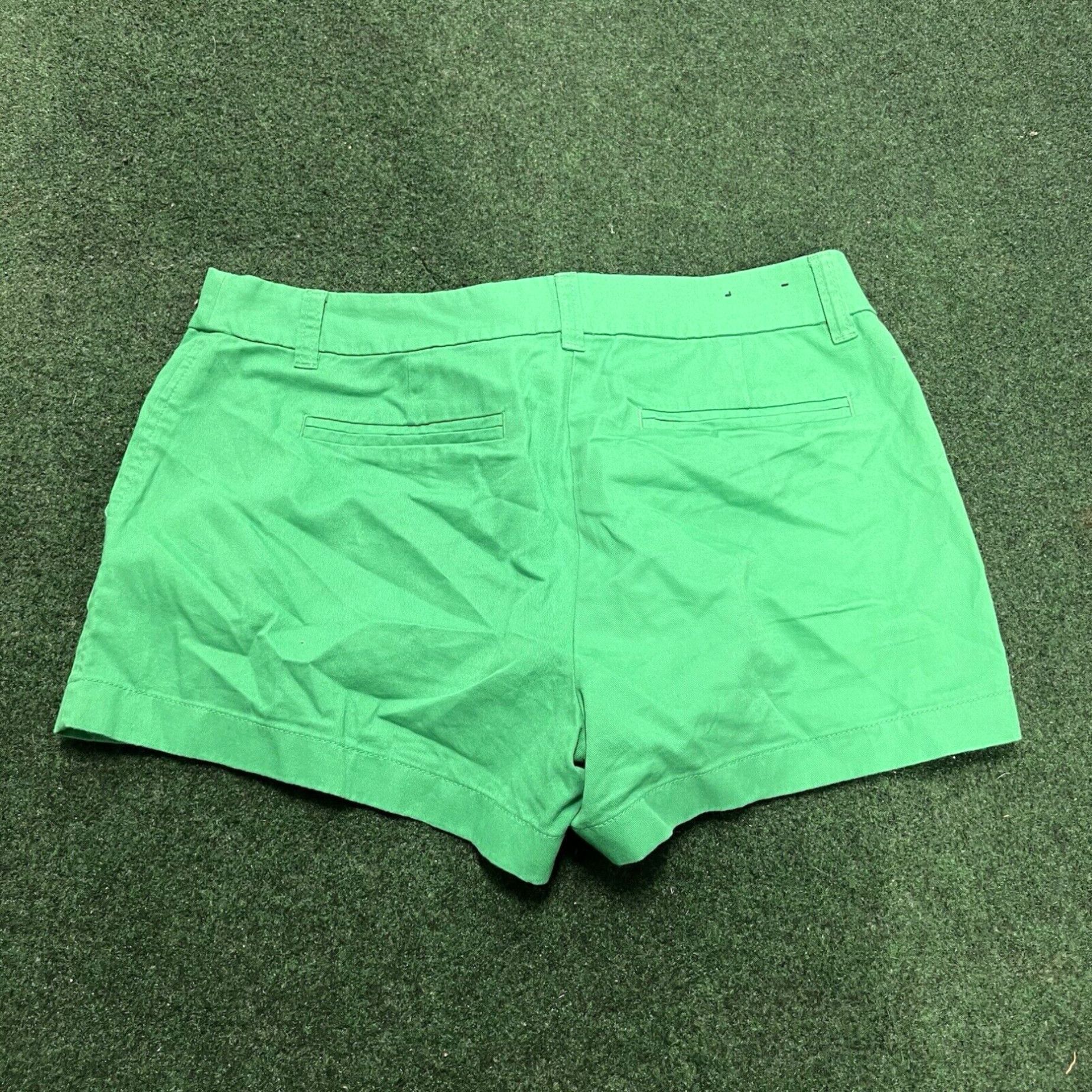 J.Crew J. Crew Chino Shorts Green 4.5" Inseam Size 8 32 In Waist Size 32" / US 10 / IT 46 - 7 Thumbnail