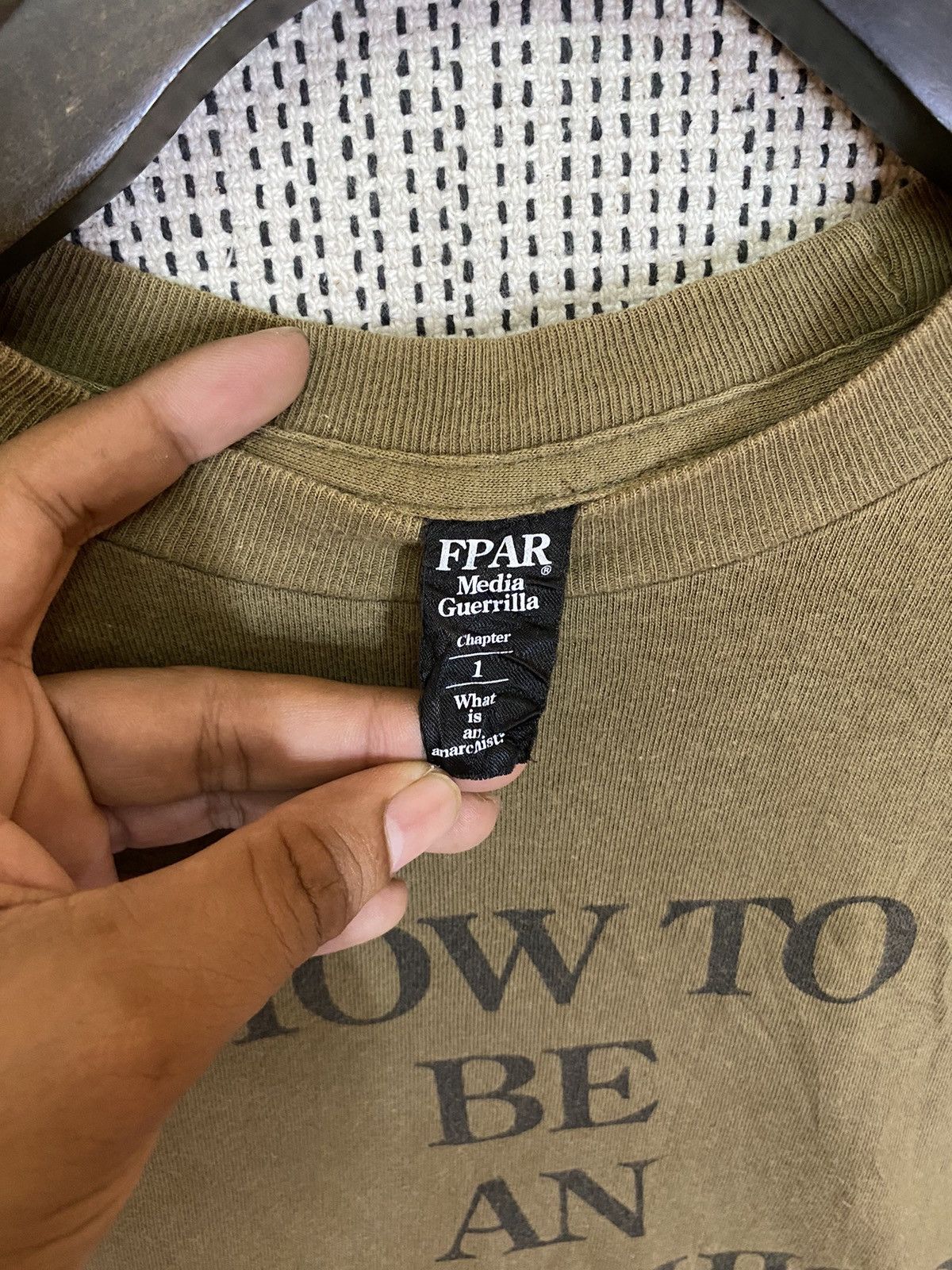 FPAR ‼️VTG FPAR GREEN FADED TSHIRT HOW TO BE AN ANARCHIST ‼️ Size US M / EU 48-50 / 2 - 5 Thumbnail
