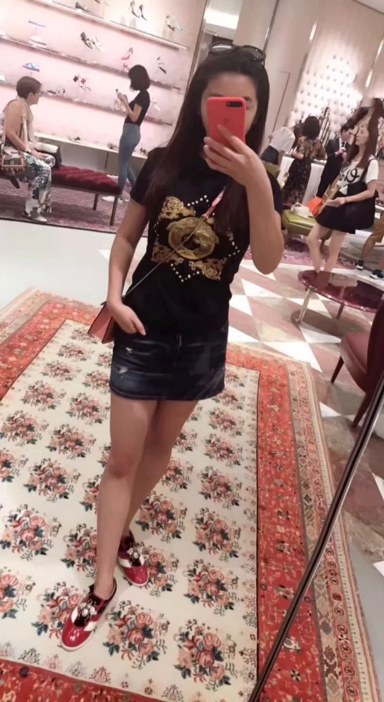 Versace Versace Men's and women's short-sleeved T-shirts Size M / US 6-8 / IT 42-44 - 8 Thumbnail