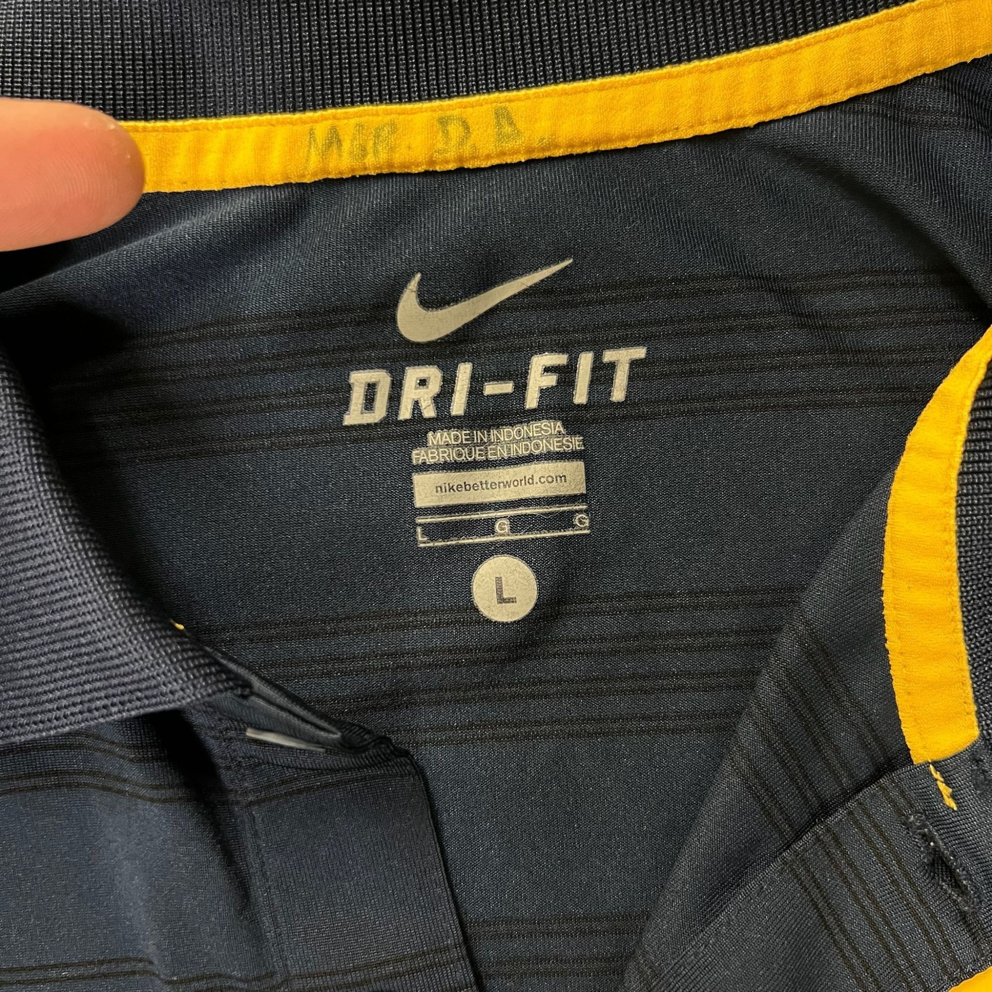 Nike NIKE Mens West Virginia Mountaineers Striped Dri-Fit Polo Sh Size US L / EU 52-54 / 3 - 7 Thumbnail