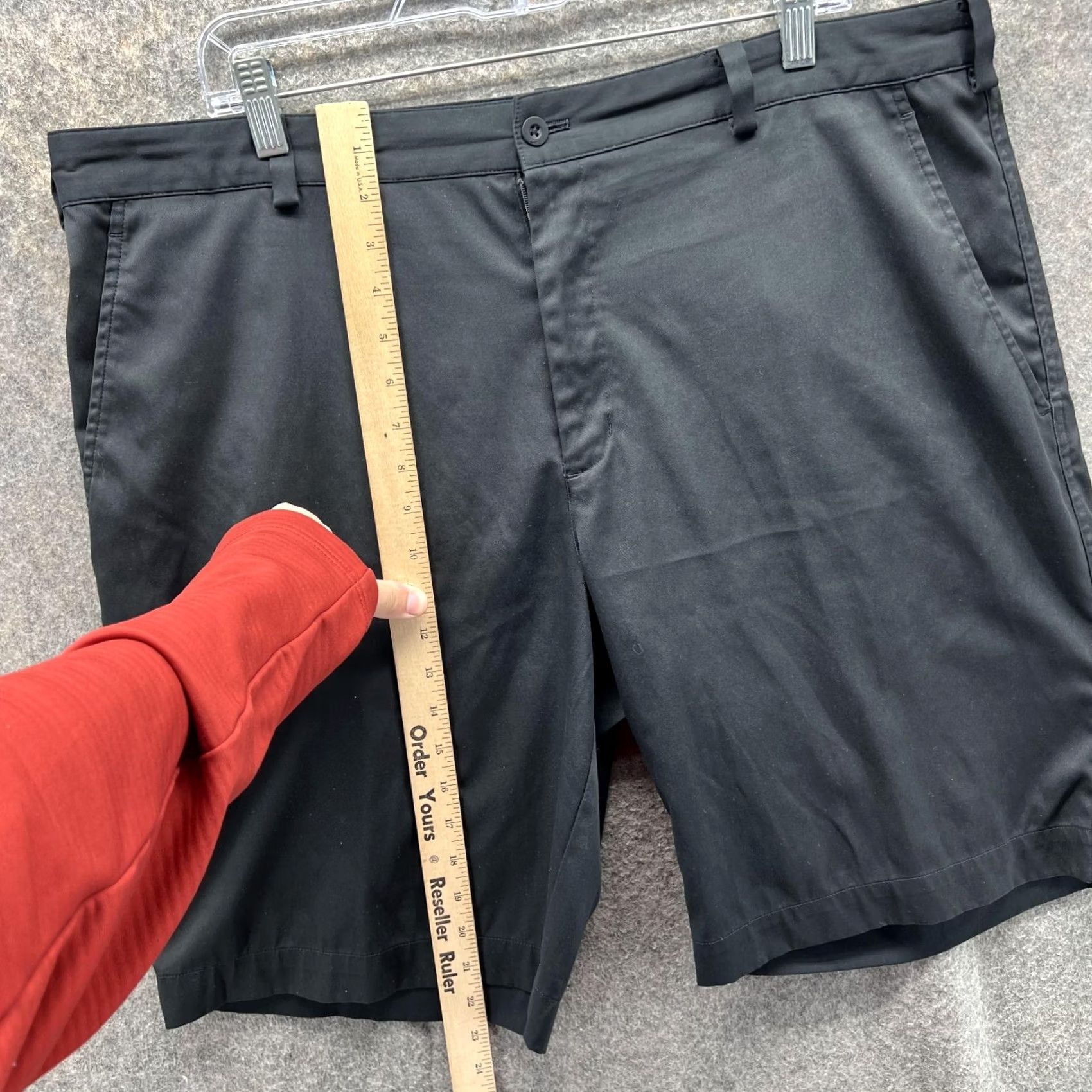 Nike VINTAGE Nike Shorts Men 38 Black Chino Flat Athletic Golf Dri Fit Swoosh Golf Shorts Mens Size US 38 / EU 54 - 5 Thumbnail