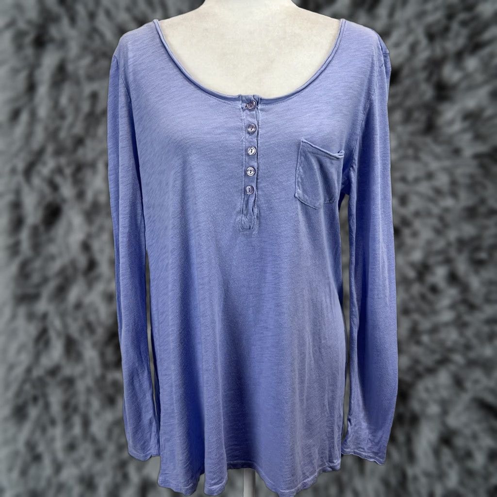 Soft Surroundings SOFT SURROUNDINGS Tunic Shirt - Shirt - Women - Size M - Purple - Long Sleeve - Scoop Neck - Pullover - Button Accent - Casual Tunic Top Size M / US 6-8 / IT 42-44 - 1 Thumbnail