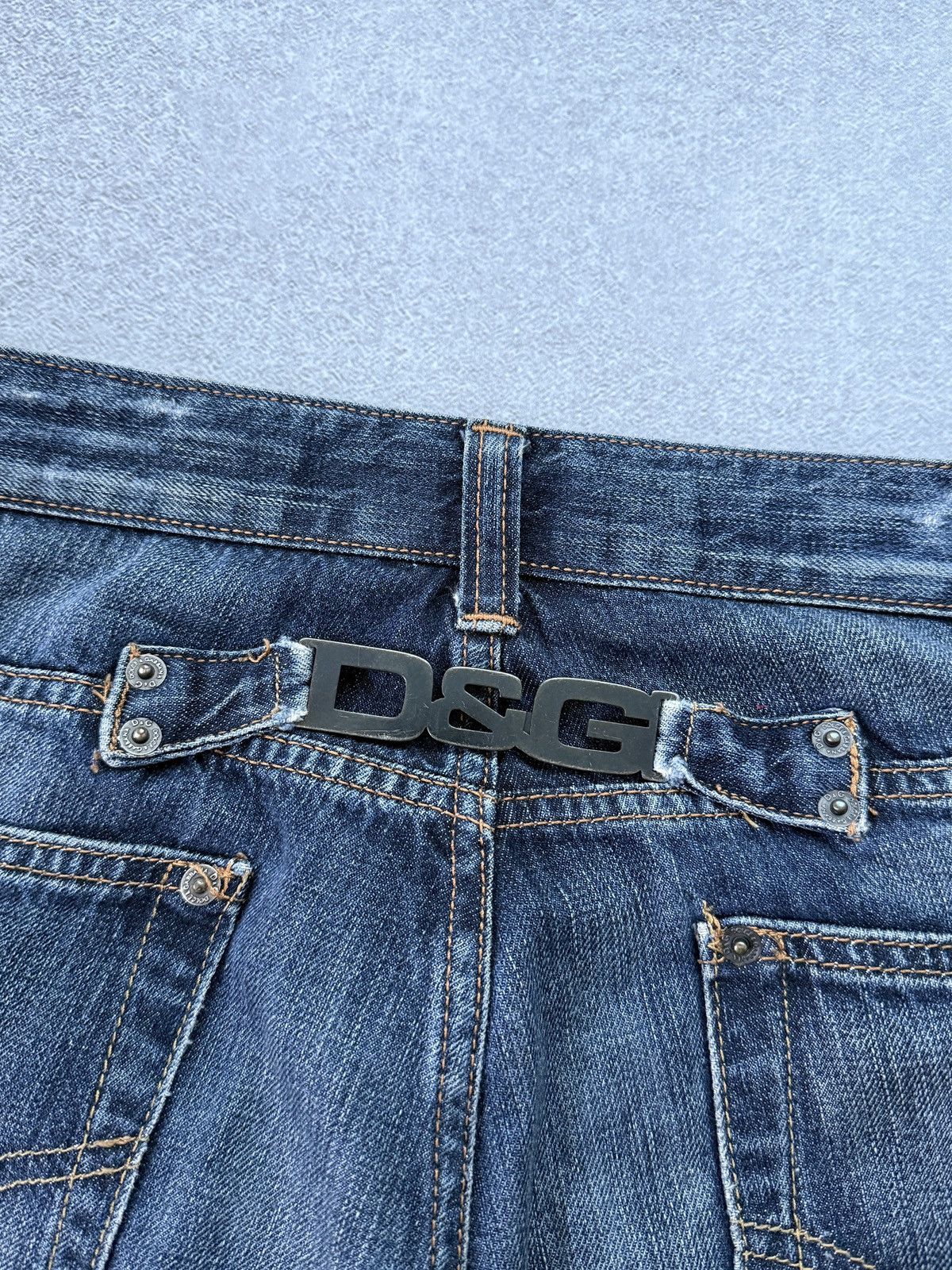 Dolce & Gabbana Dolce & Gabbana D&G Denim Shorts Men’s Metal Logo Blue Y2K Size US 42 / EU 58 - 14 Thumbnail