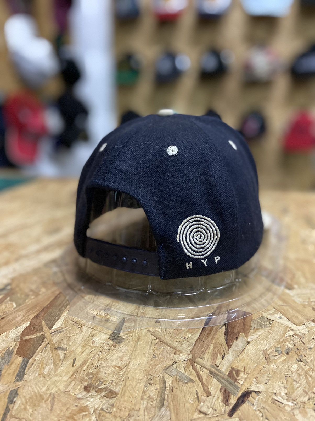 Kendrick Lamar × Vintage RARE💯BLAH BLAH BLAH HYPNOTIC HATS Size ONE SIZE - 4 Thumbnail