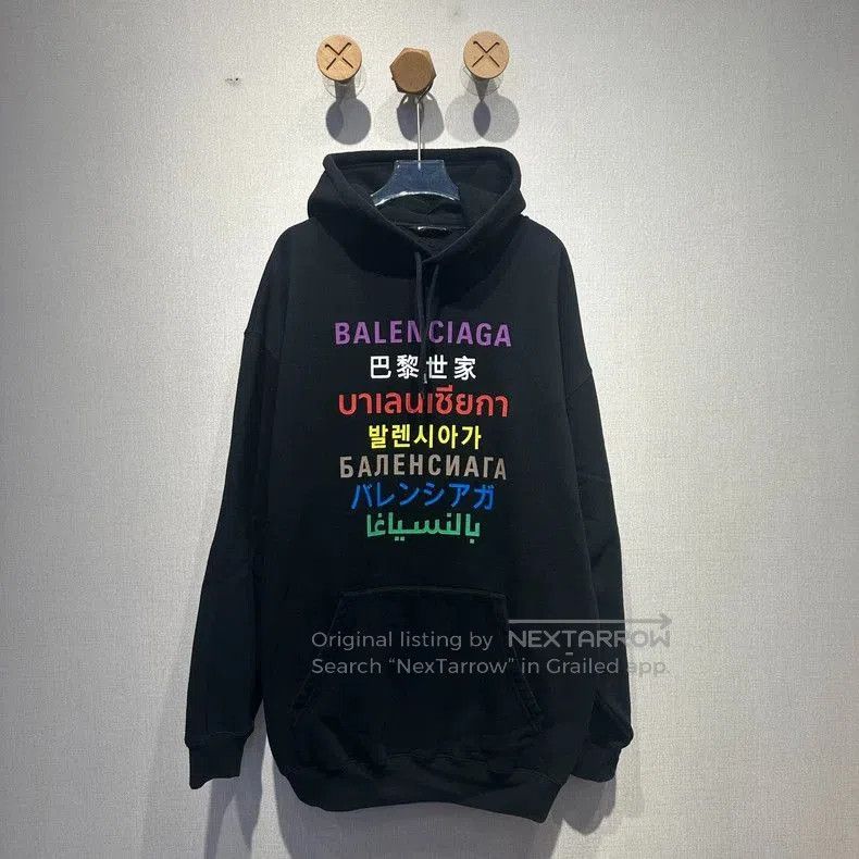 Balenciaga Balenciaga Seven Language Print Hoodie. Size US M / EU 48-50 / 2 - 1 Thumbnail