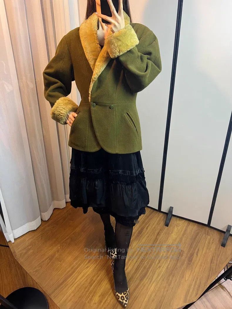 Kenzo Kenzo Sauerkraut Green, Faux Fur Collar and Sleeve, Tailor Size XS / US 0-2 / IT 36-38 - 7 Thumbnail