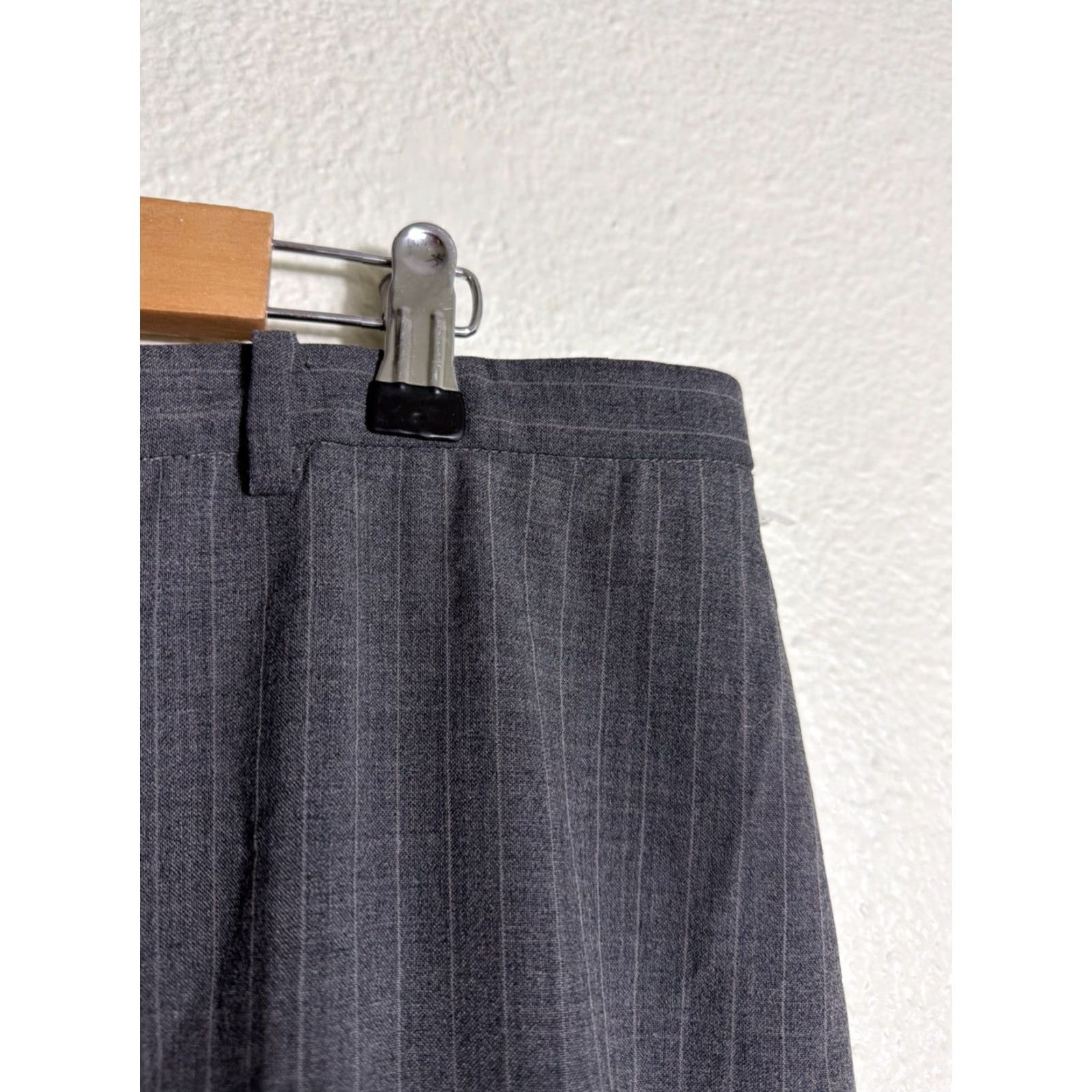 Gap VINTAGE Gap Y2K Women’s 14R Wool Polyester Gray Pinstripe Wide-Leg Dress Pants 34x32 Women Size 36" / US 14 / IT 50 - 6 Thumbnail