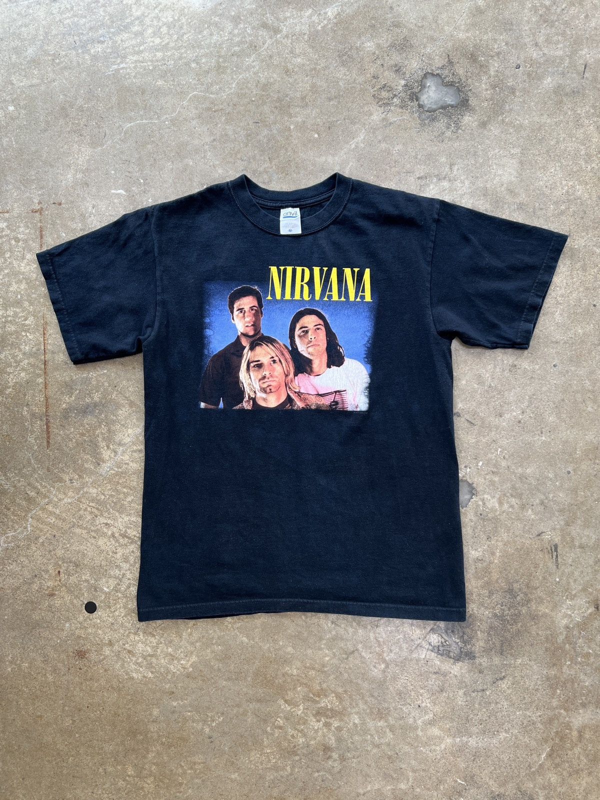 Band Tees Vintage 2005 Nirvana Kurt Cobain Dave Grohl Tee Medium Size US M / EU 48-50 / 2 - 2 Thumbnail