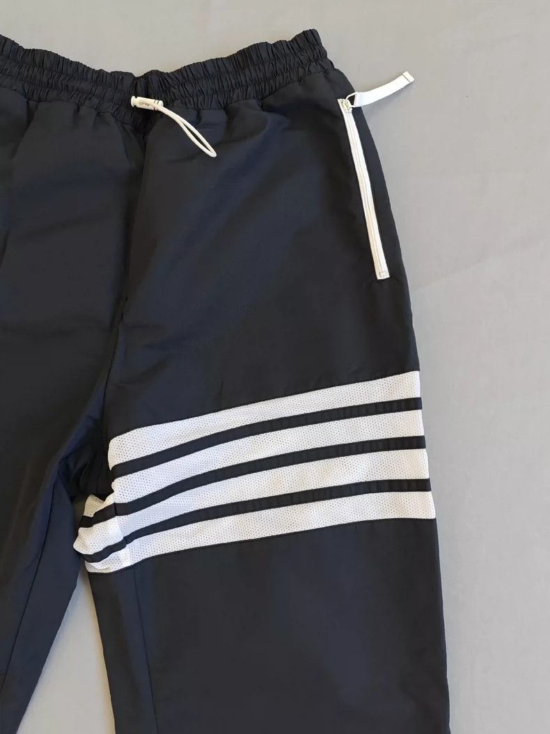Thom Browne Thom Browne size2 Nylon casual sportswear Size US 26 / EU 42 - 6 Thumbnail