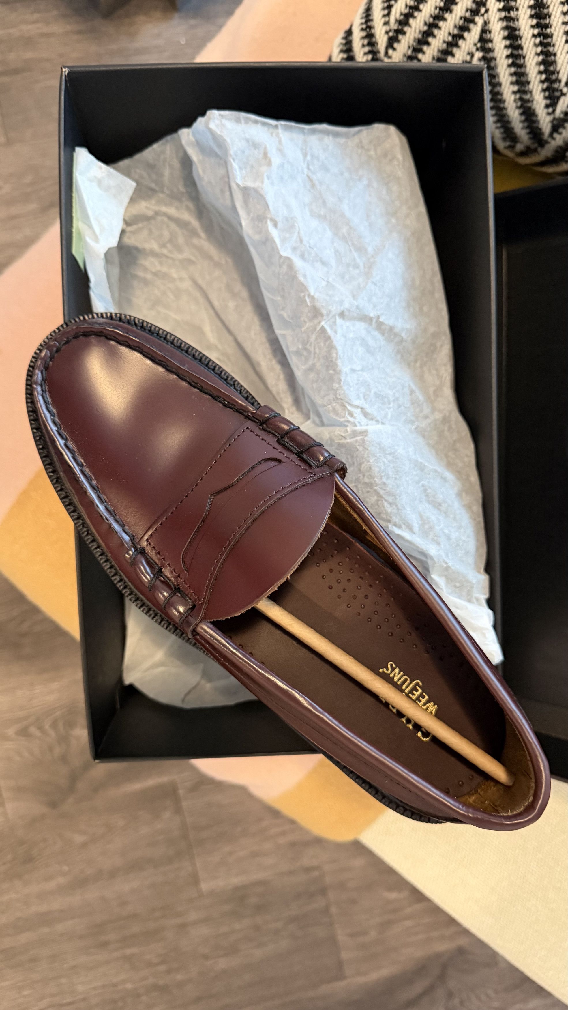 G.H. Bass & Co. Larson Lug Weejuns Penny Loafer Size US 8 / EU 41 - 5 Thumbnail